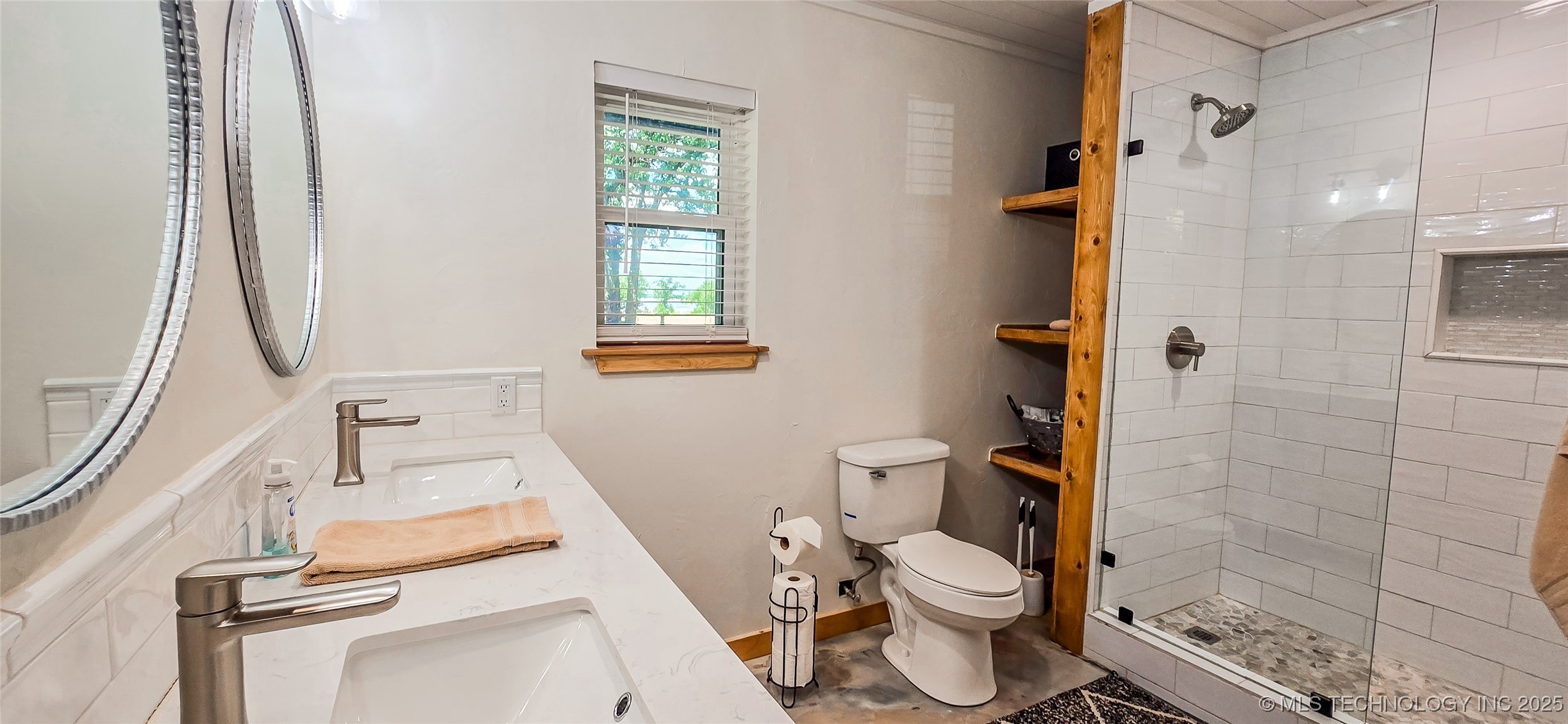 114276 S 4170 Road Property Photo 35