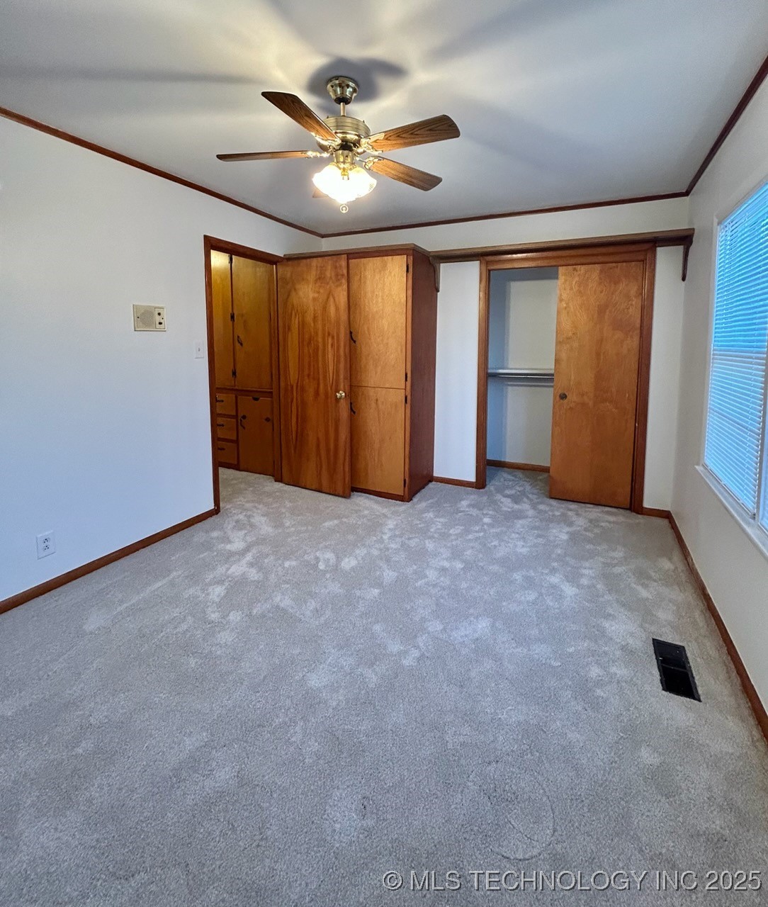 3722 E 27th Place Property Photo 9