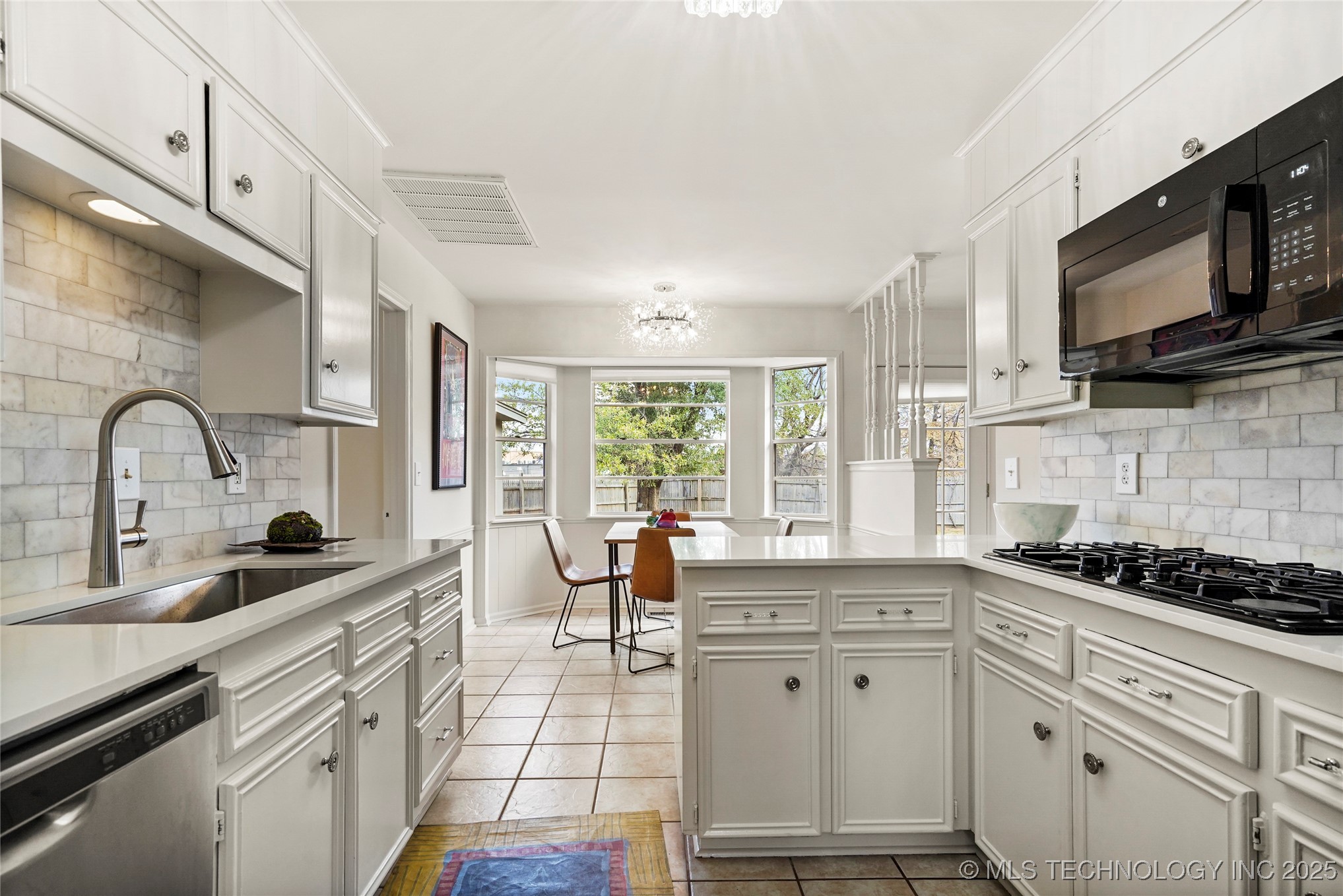 4601 S 66th East Avenue Property Photo 13