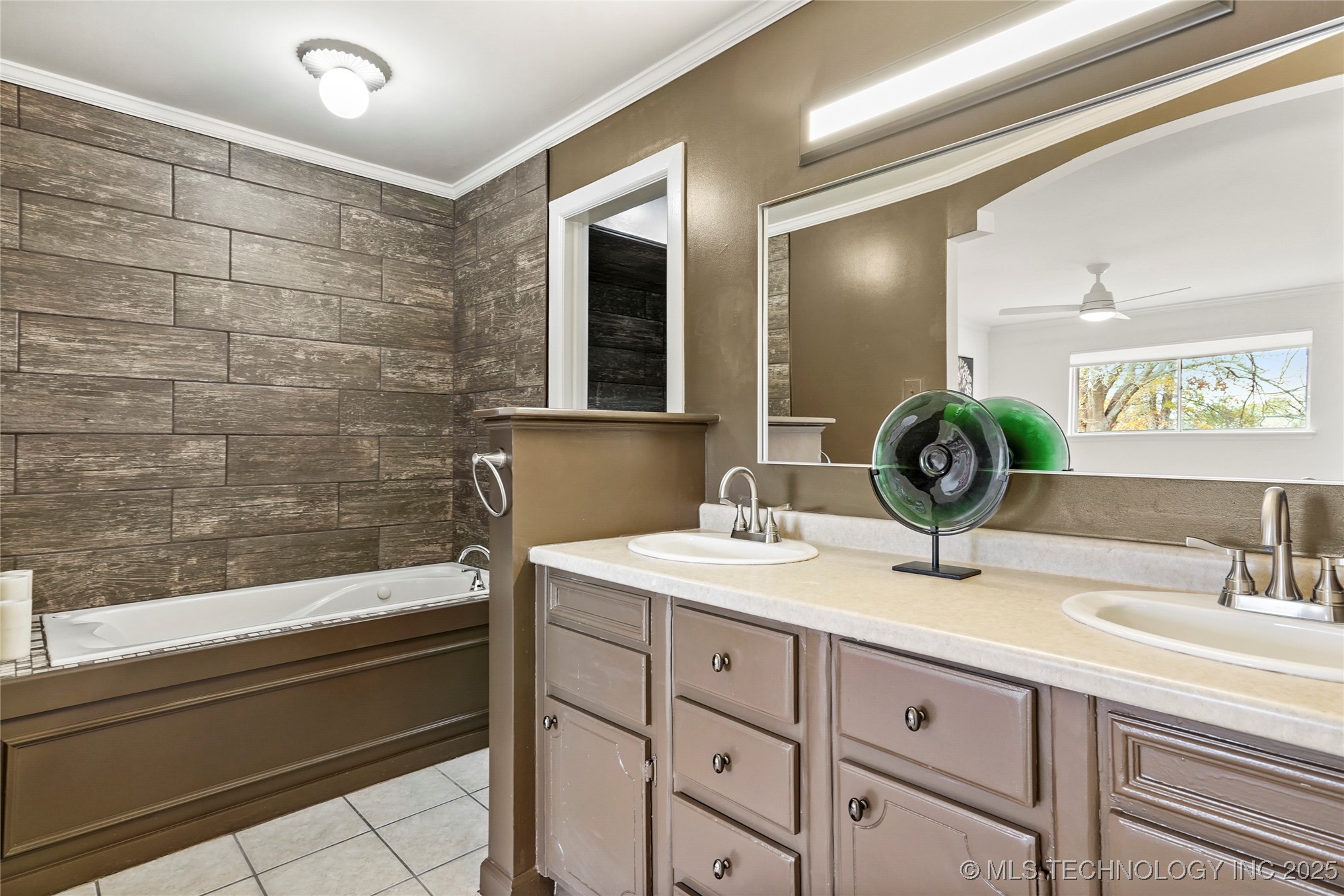 4601 S 66th East Avenue Property Photo 15