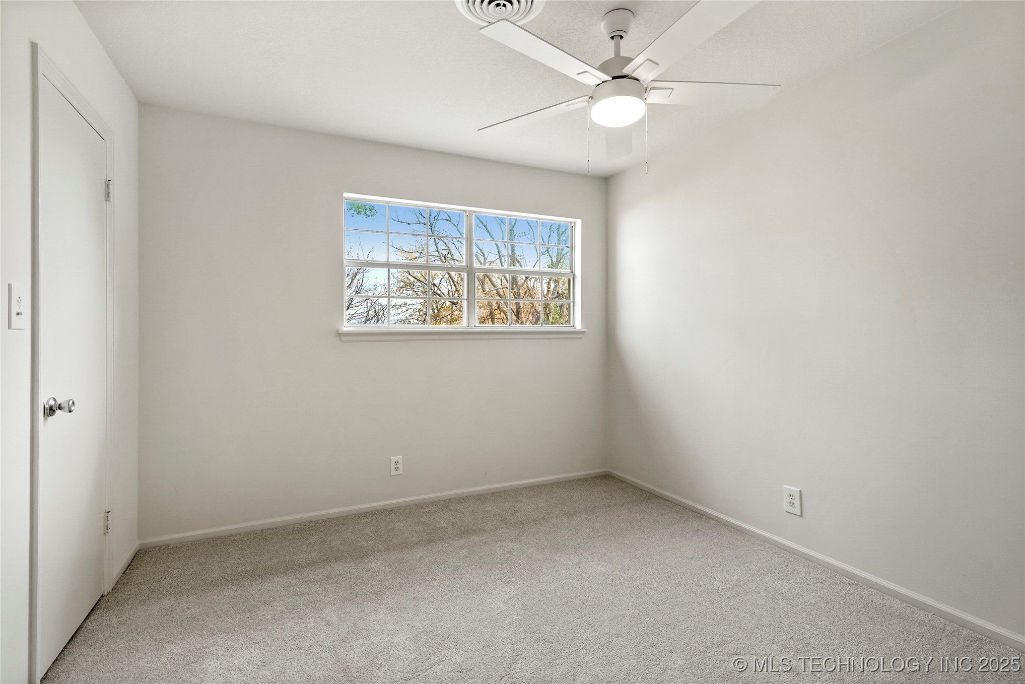 4601 S 66th East Avenue Property Photo 20