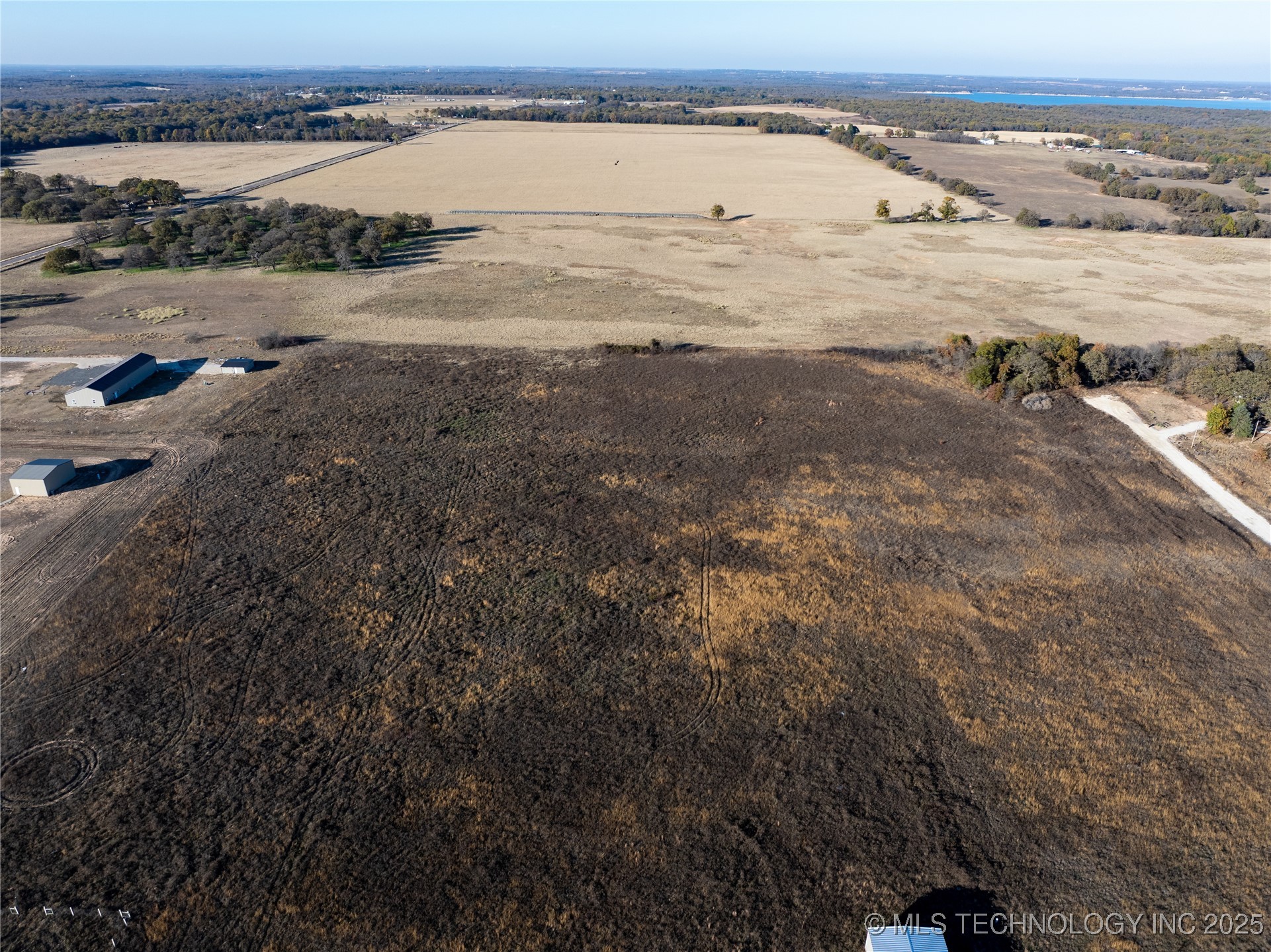 006 Beachside Ranchette Road Property Photo 3