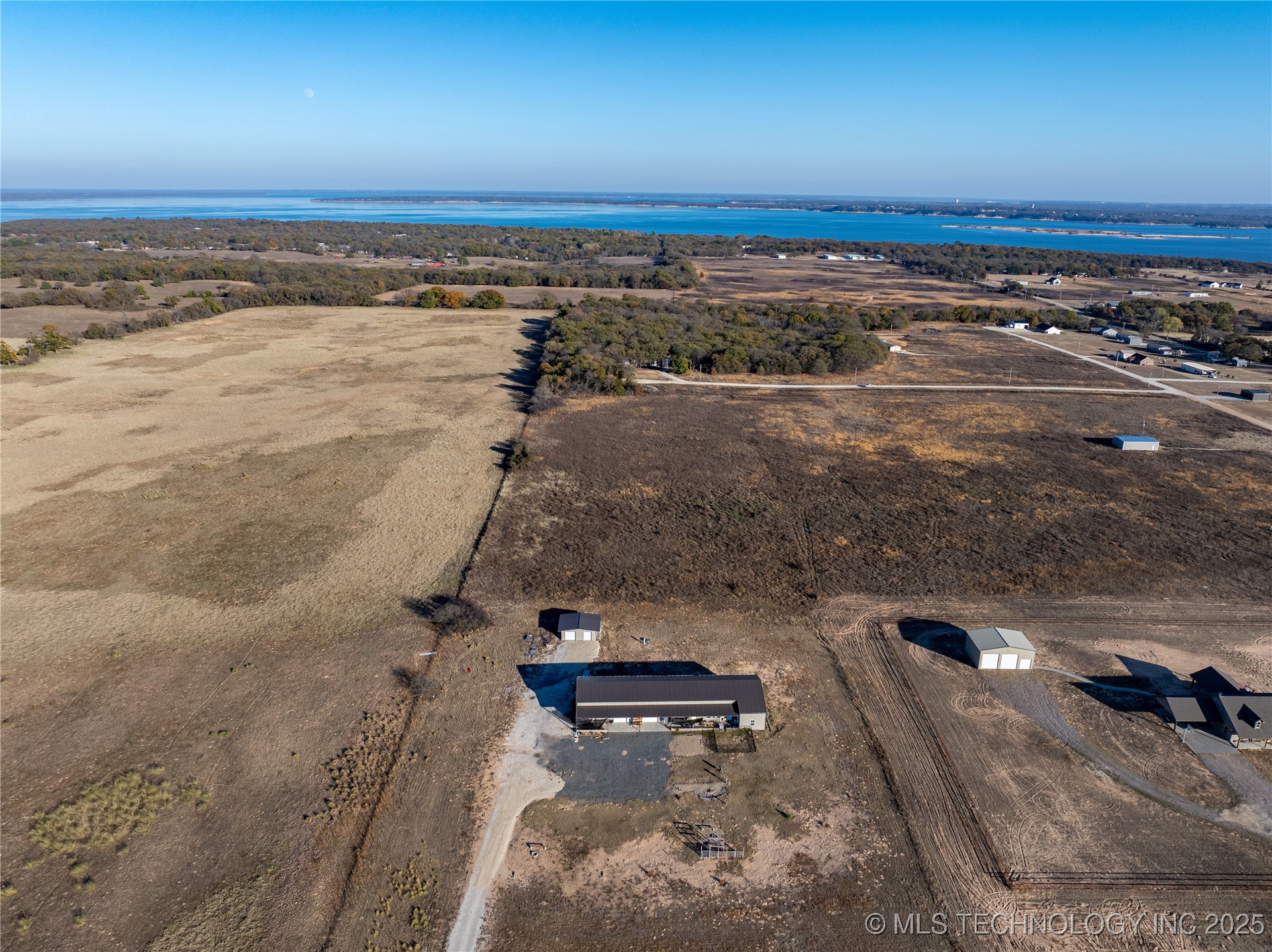 006 Beachside Ranchette Road Property Photo 4