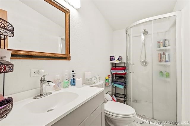 16757 Maple Drive Property Photo 7