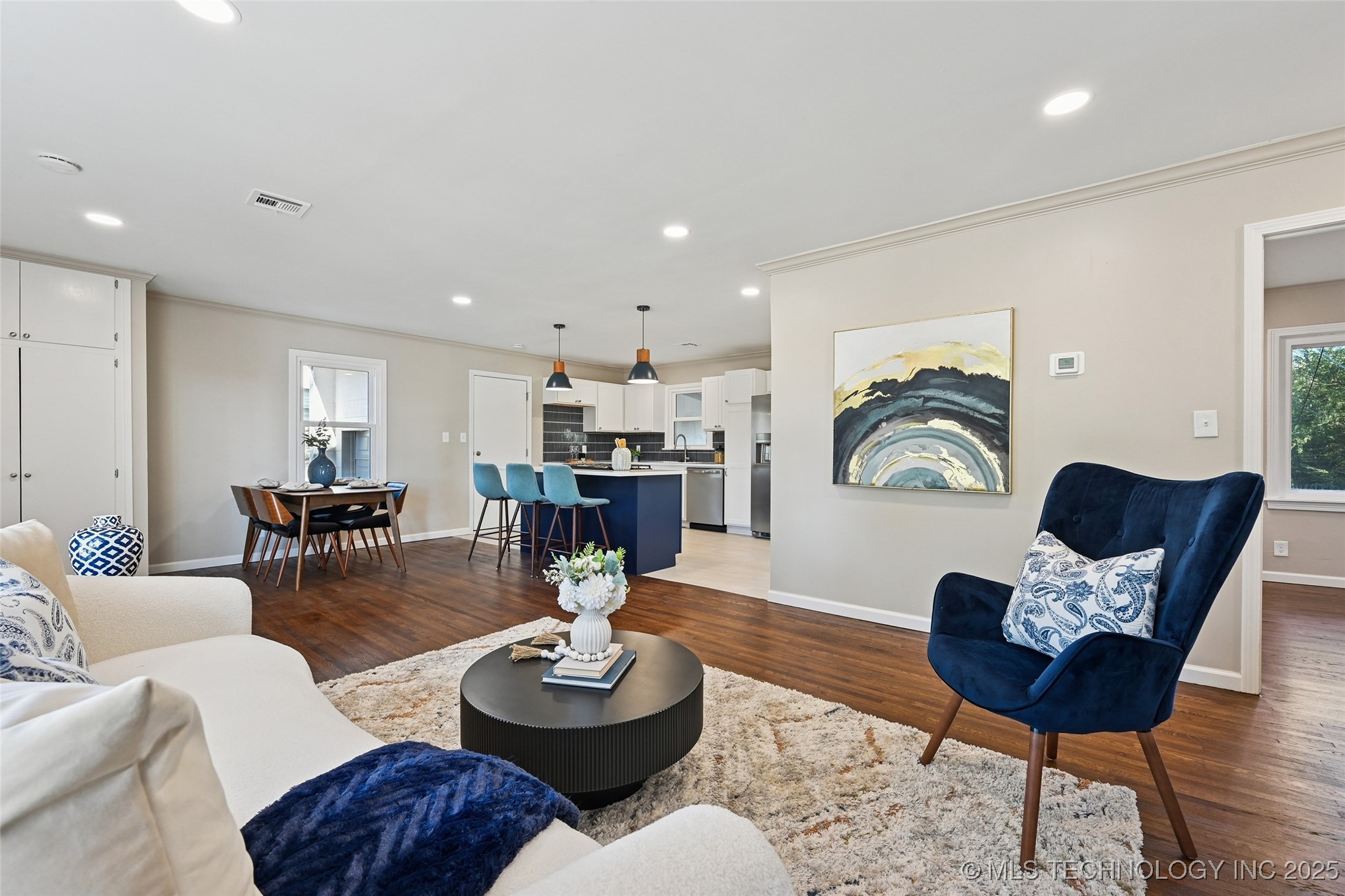 3185 E 26th Street Property Photo 16