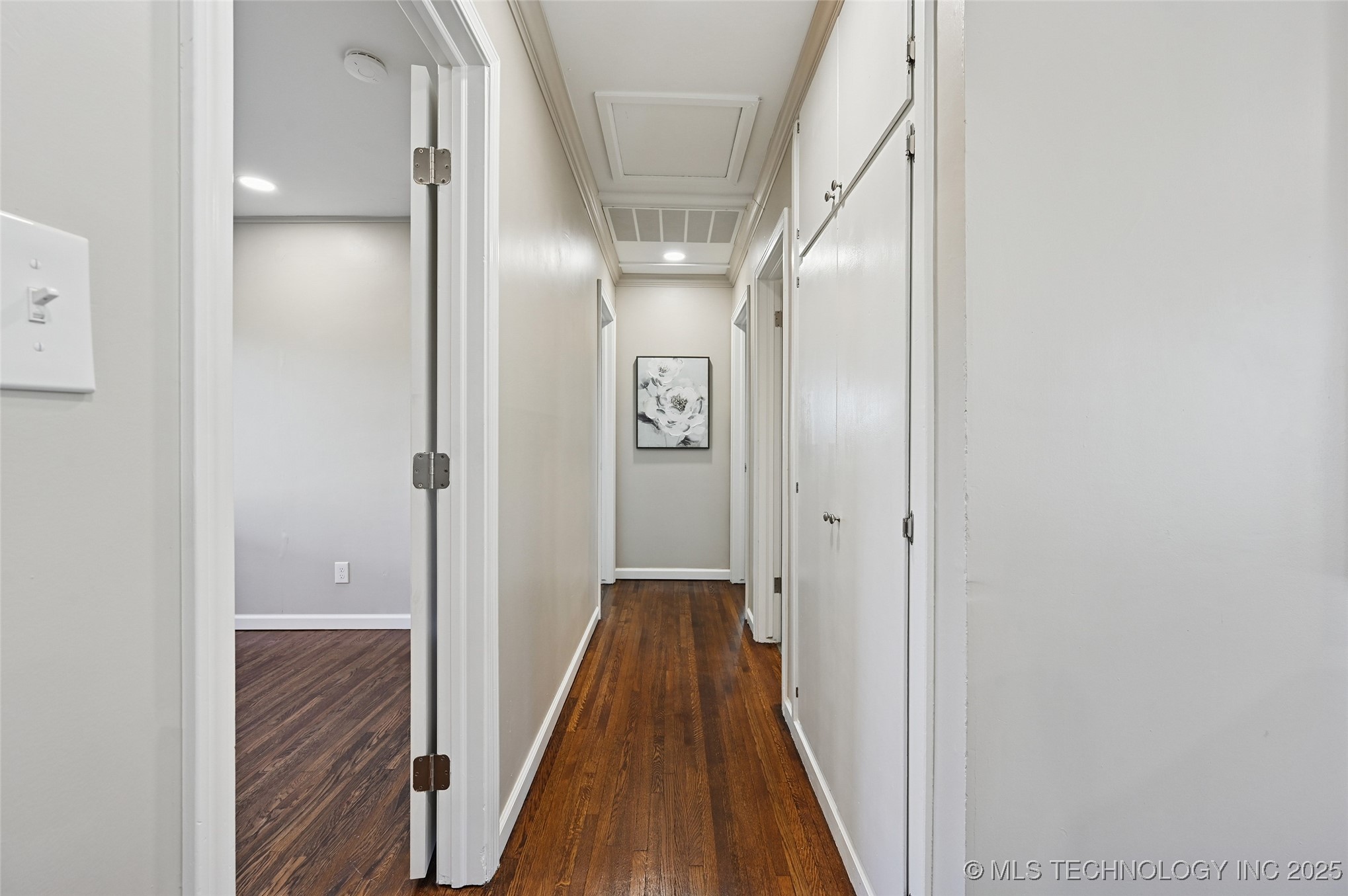 3185 E 26th Street Property Photo 20