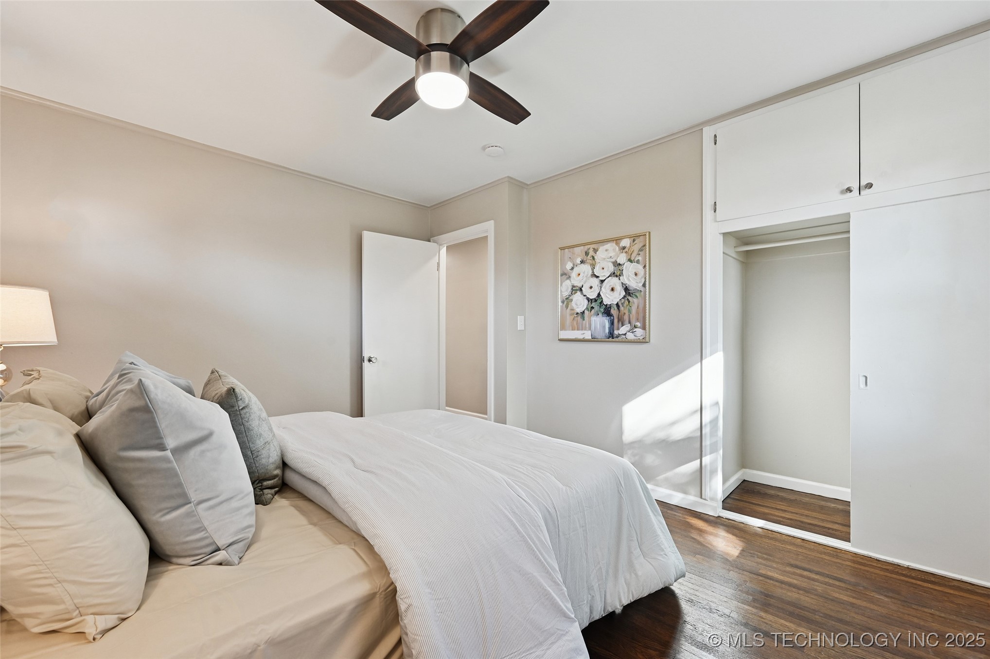 3185 E 26th Street Property Photo 23