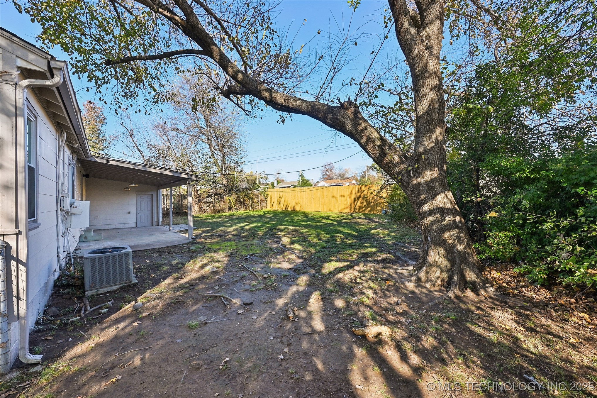 3185 E 26th Street Property Photo 35