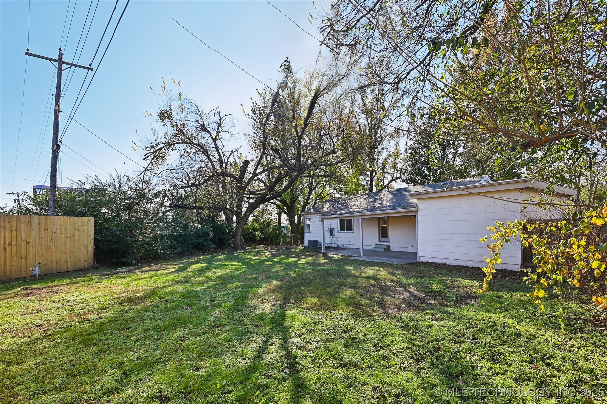 3185 E 26th Street Property Photo 37