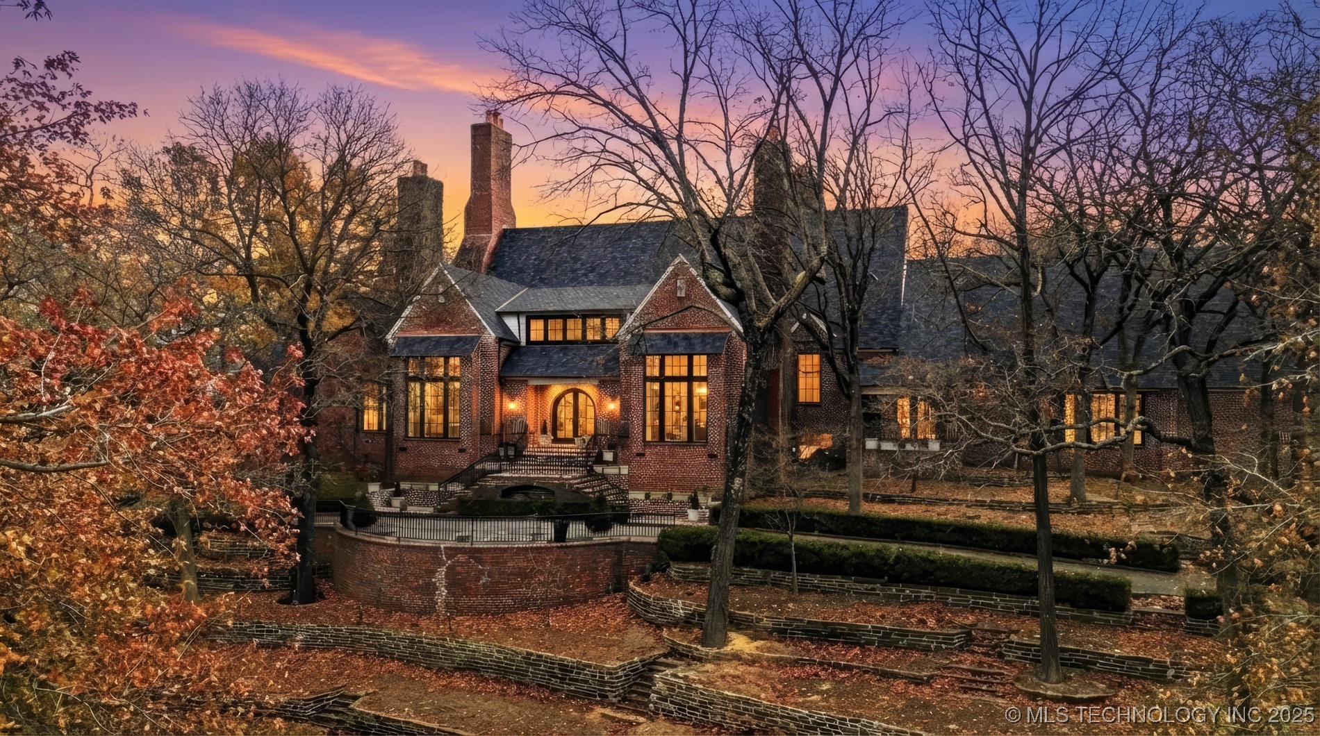 11147 S Quebec Avenue Property Photo 1