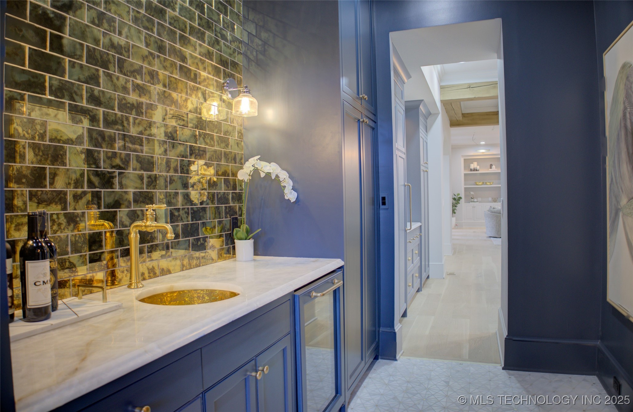 11147 S Quebec Avenue Property Photo 17