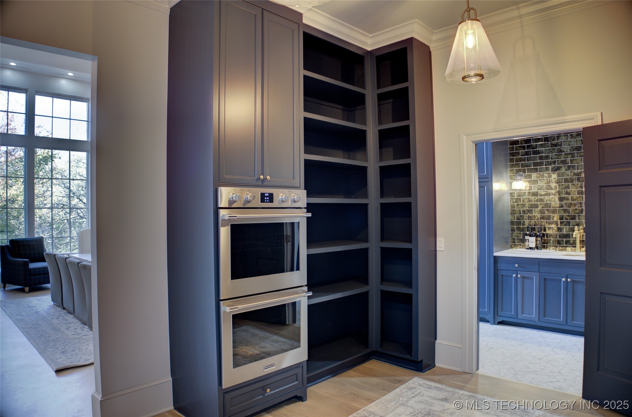 11147 S Quebec Avenue Property Photo 19