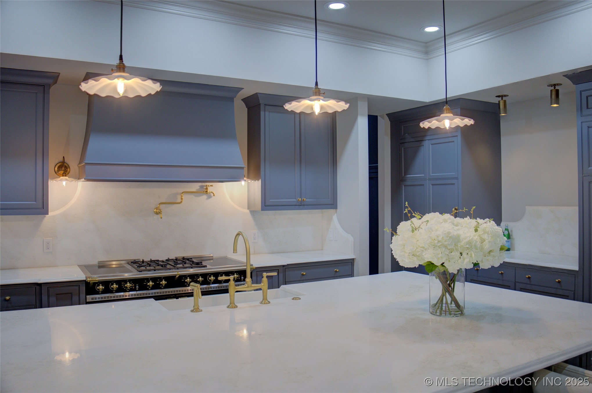 11147 S Quebec Avenue Property Photo 22