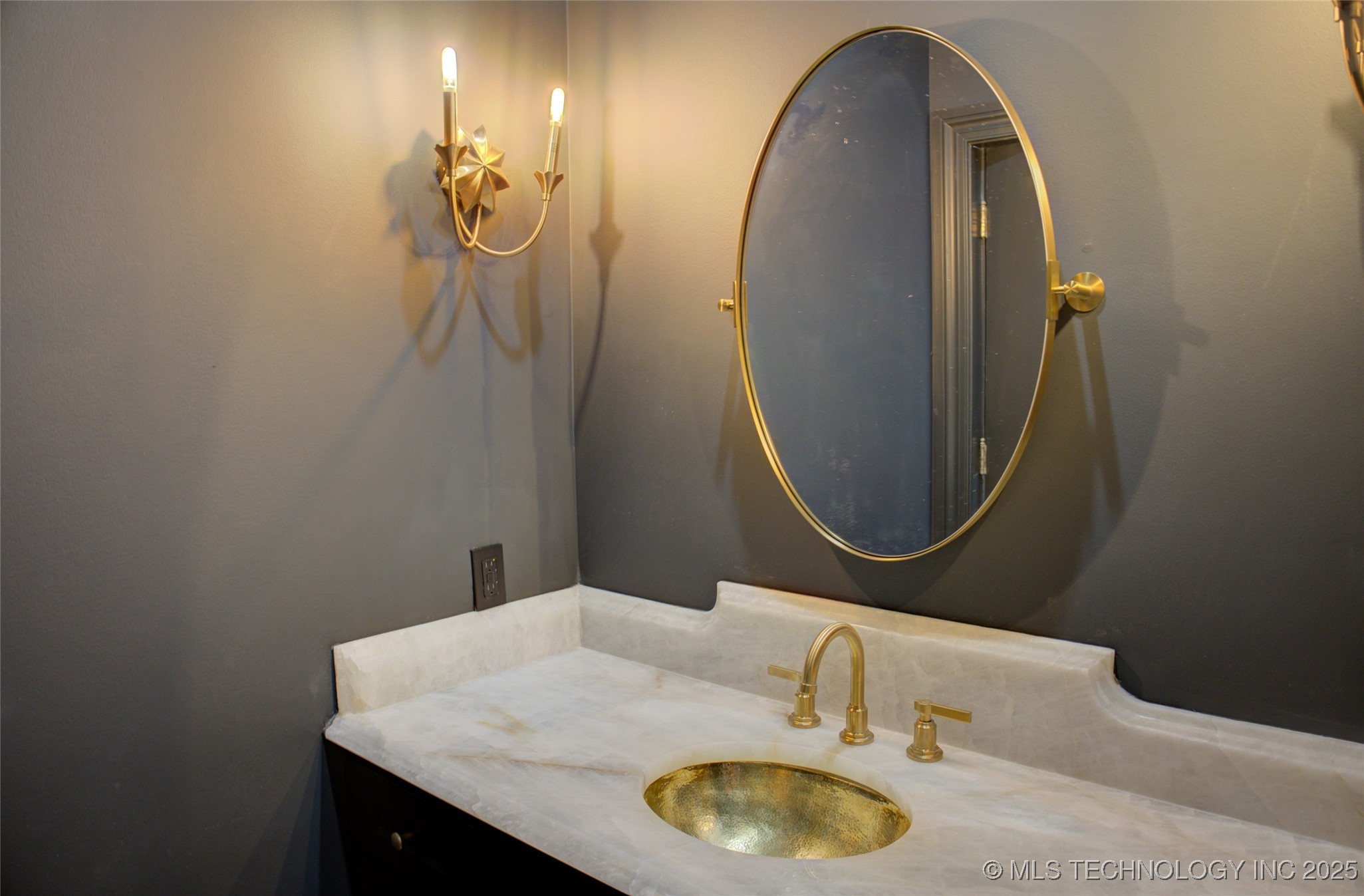 11147 S Quebec Avenue Property Photo 41