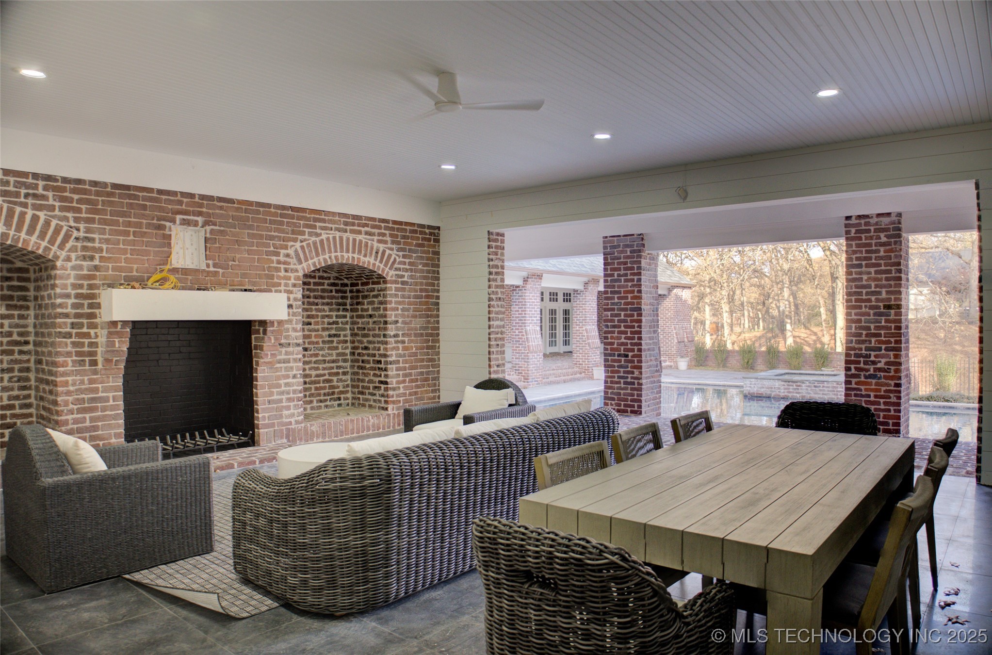 11147 S Quebec Avenue Property Photo 59