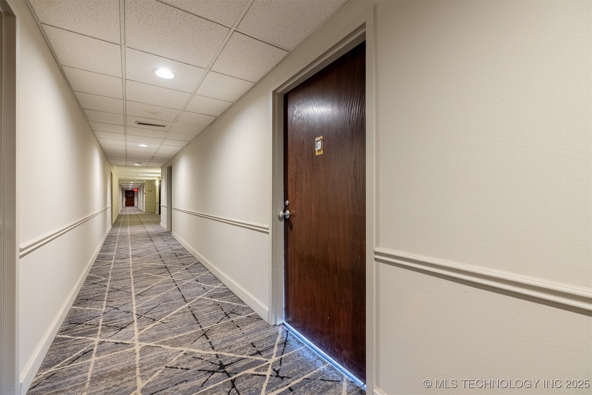 410 W 7th Street 1722 Property Photo 7