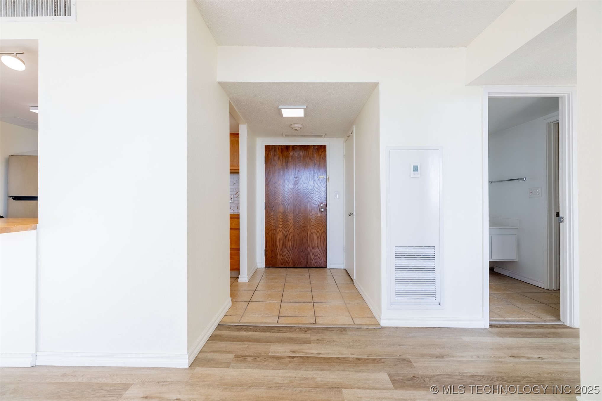 410 W 7th Street 1722 Property Photo 20