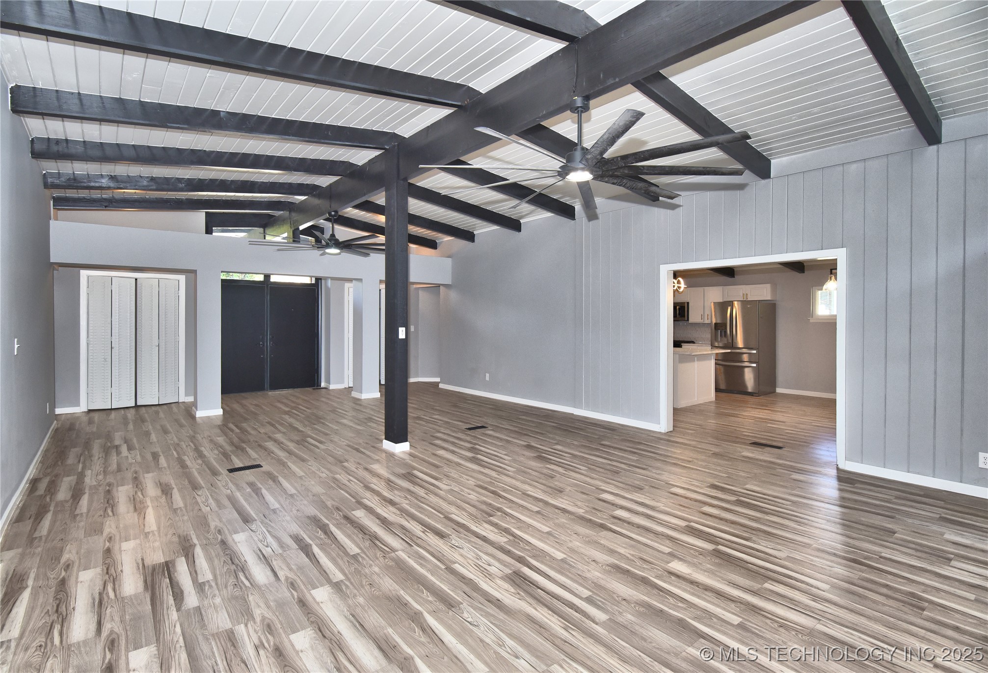 5825 E 36th Street Property Photo 9