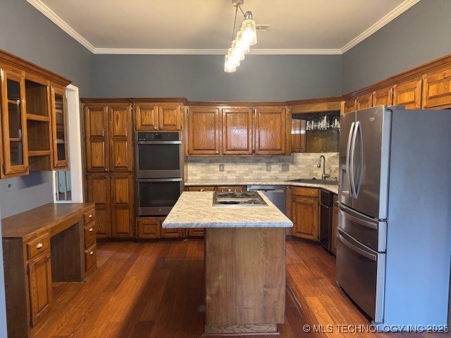 2503 Bacon Court Property Photo 3