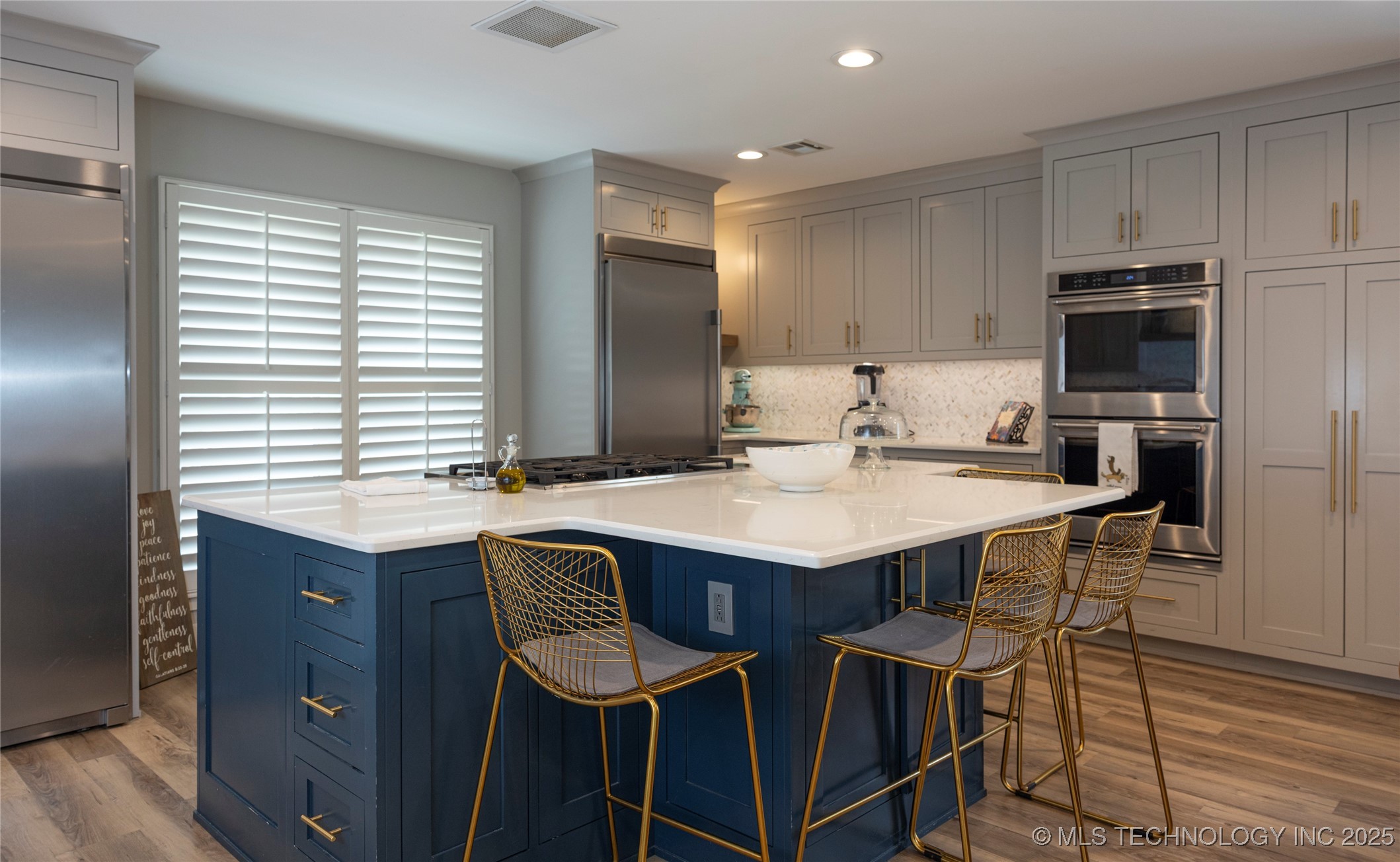 2720 Michael Road Property Photo 5