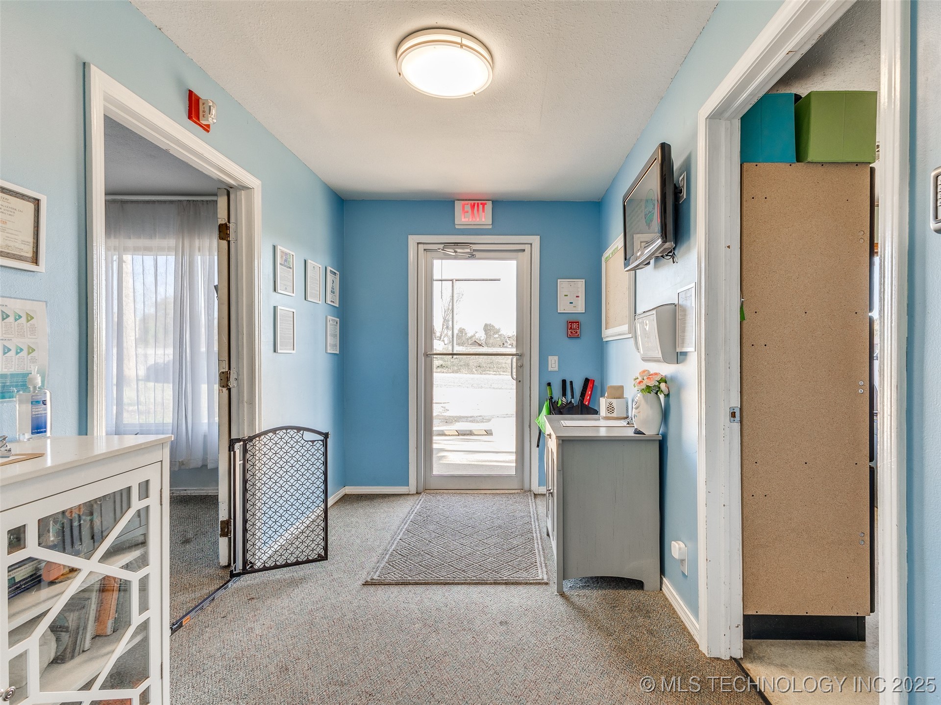 305 S Chickasaw Avenue Property Photo 3