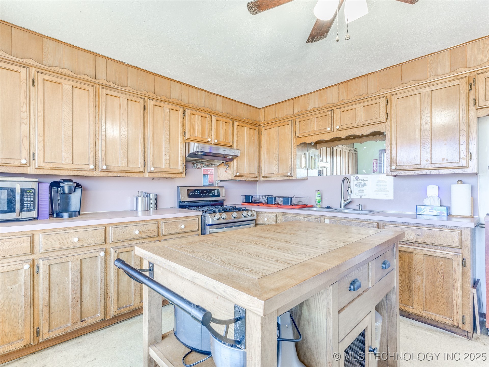 305 S Chickasaw Avenue Property Photo 5