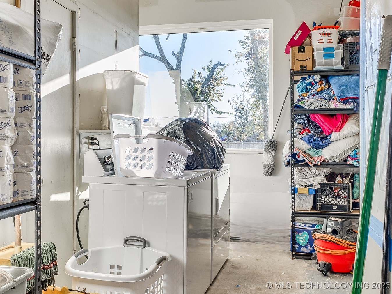 305 S Chickasaw Avenue Property Photo 11