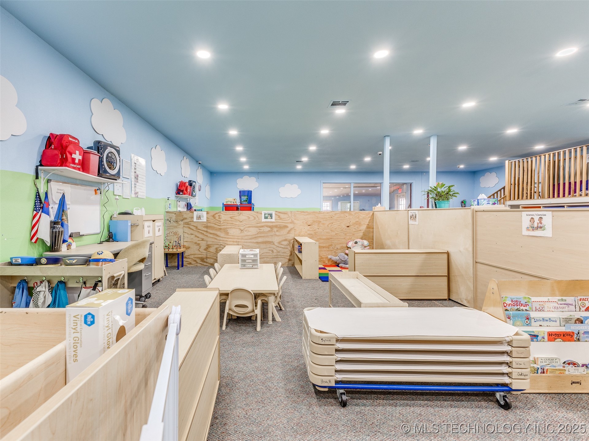 305 S Chickasaw Avenue Property Photo 15