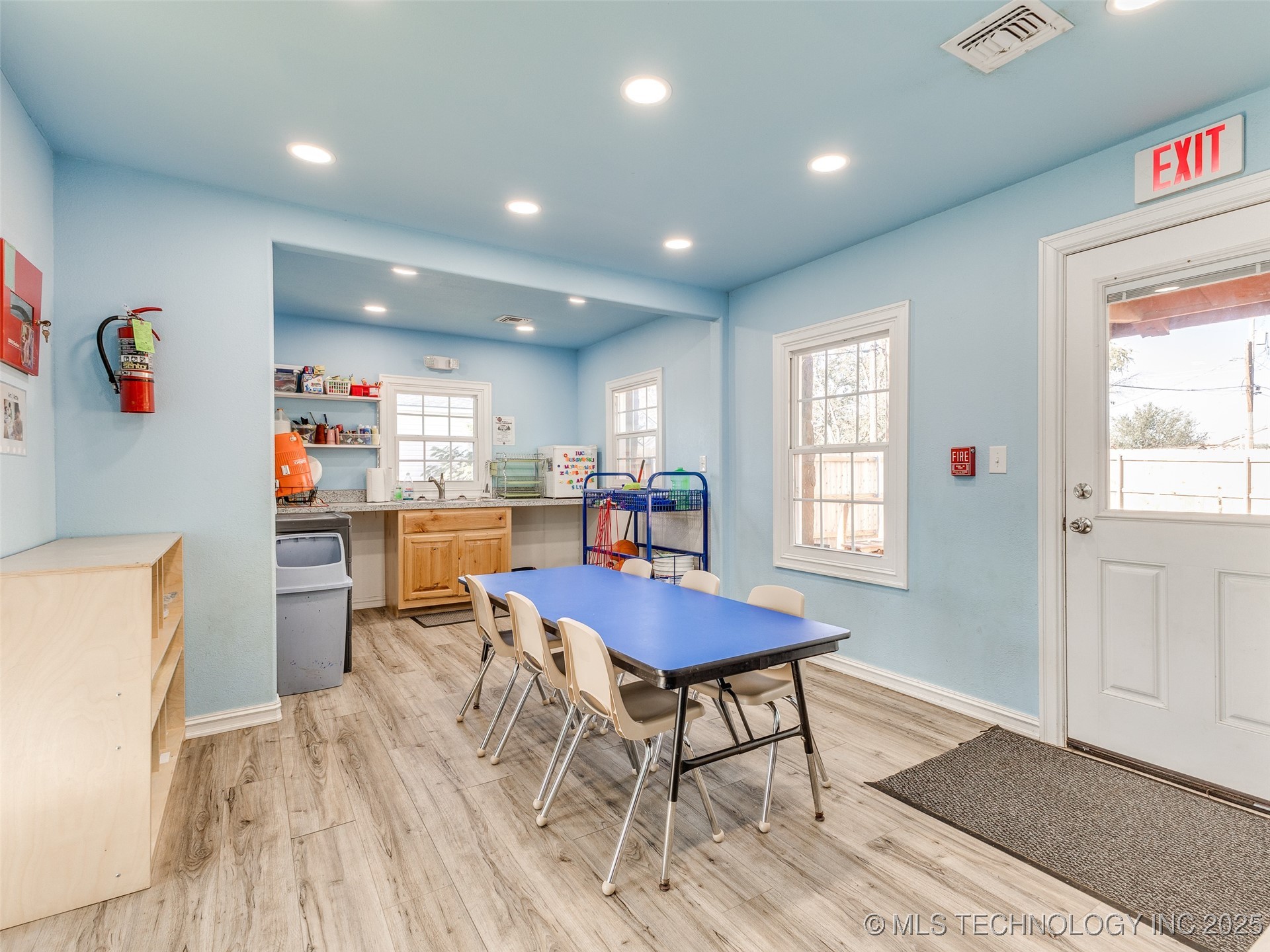 305 S Chickasaw Avenue Property Photo 27