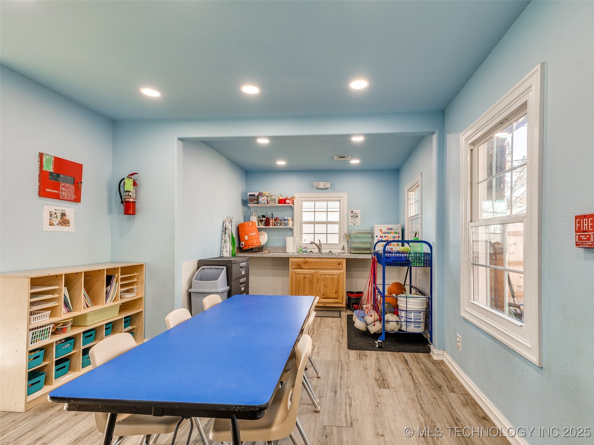 305 S Chickasaw Avenue Property Photo 28