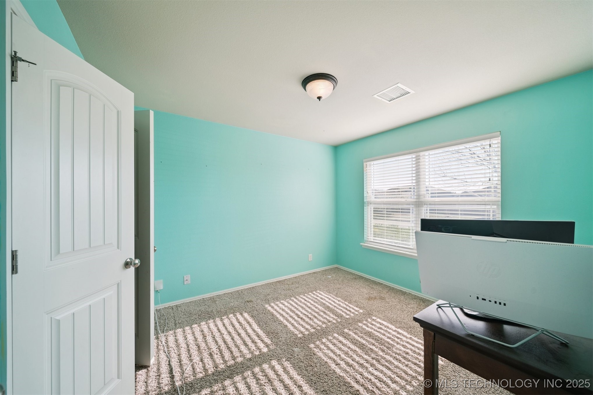 15201 E 109th Place N Property Photo 8