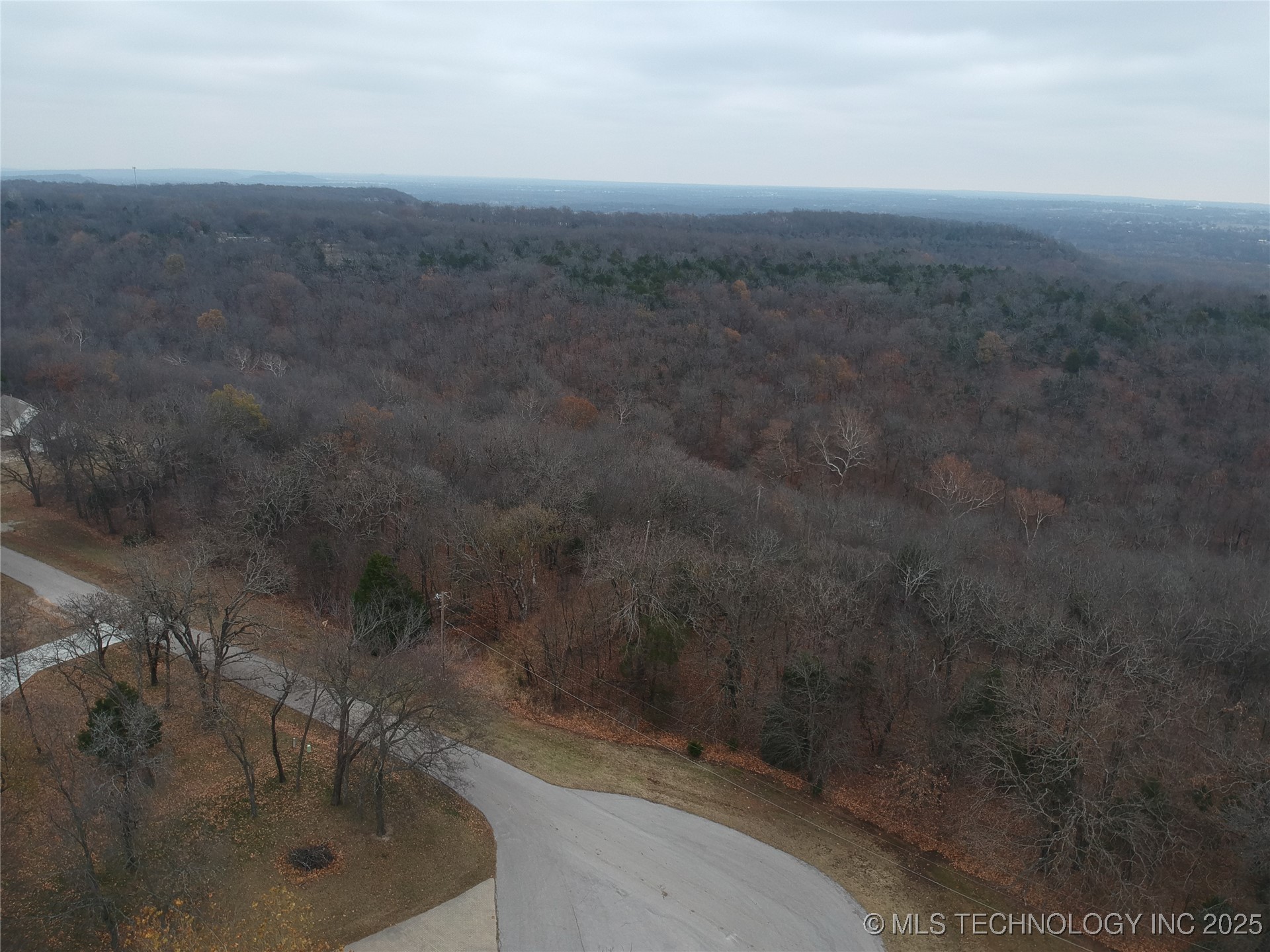 6 Canyon View Drive Property Photo 4