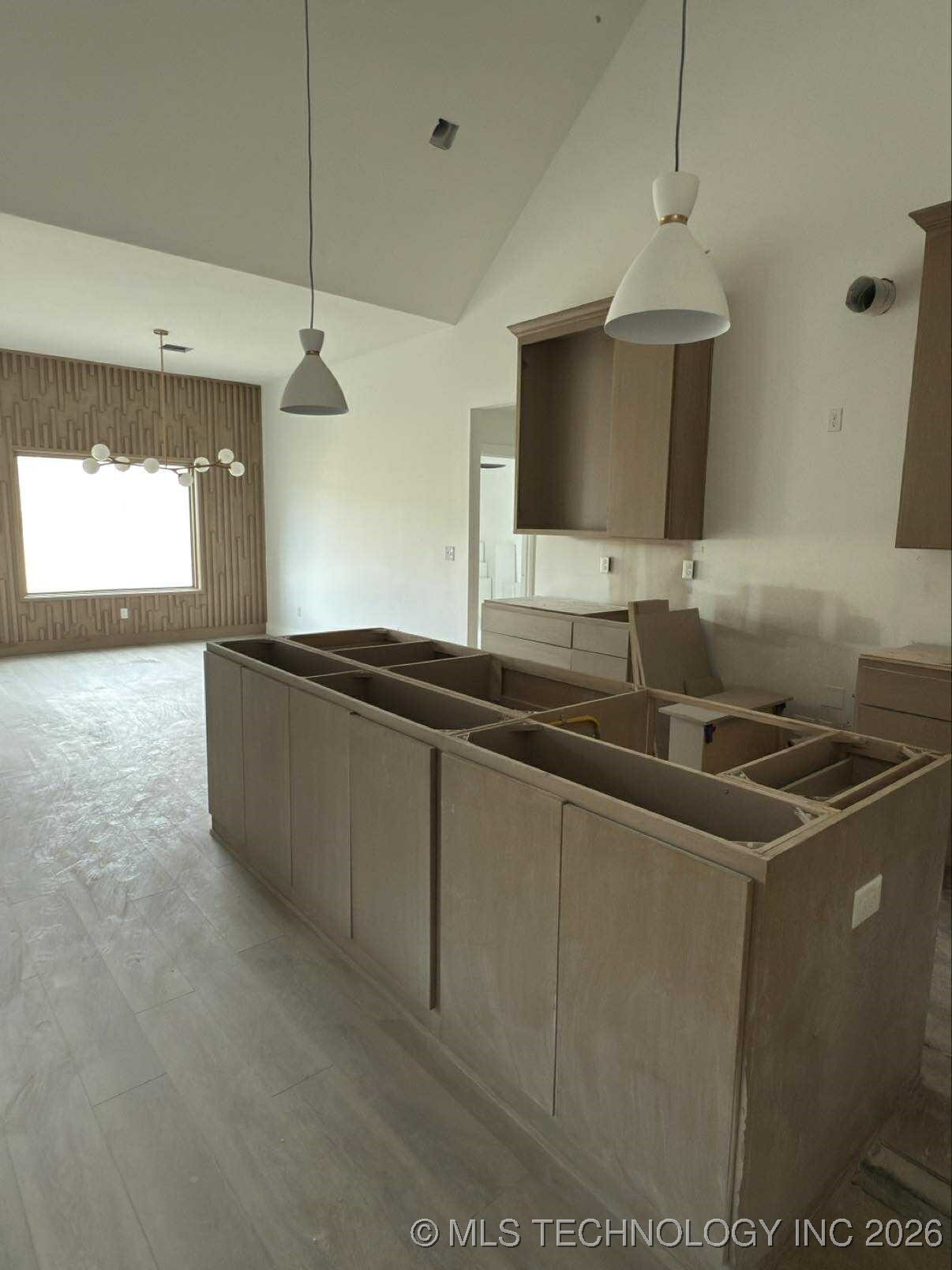 16641 E 41st Place S Property Photo 6