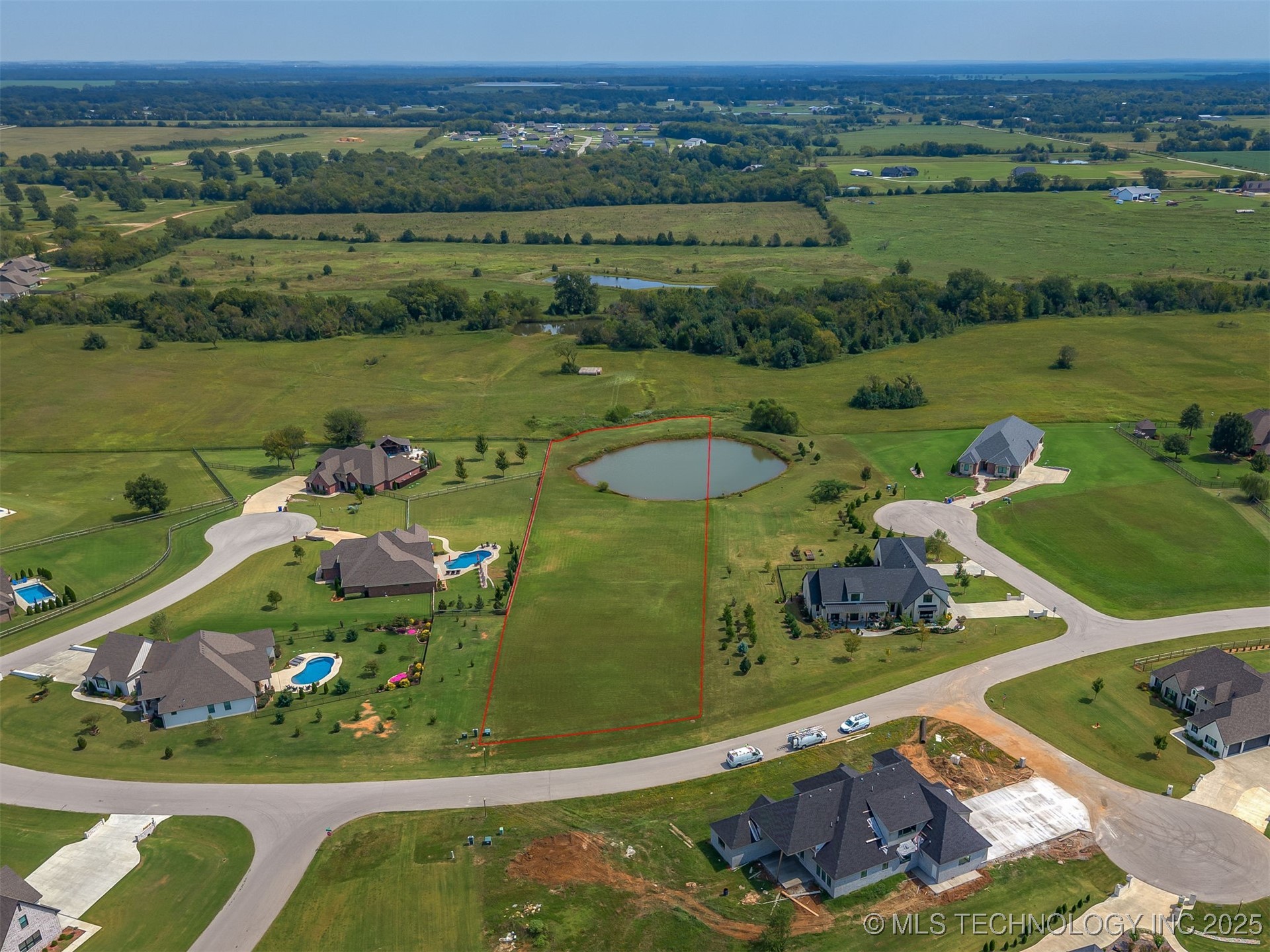 6743 S 310th East Place Property Photo 6