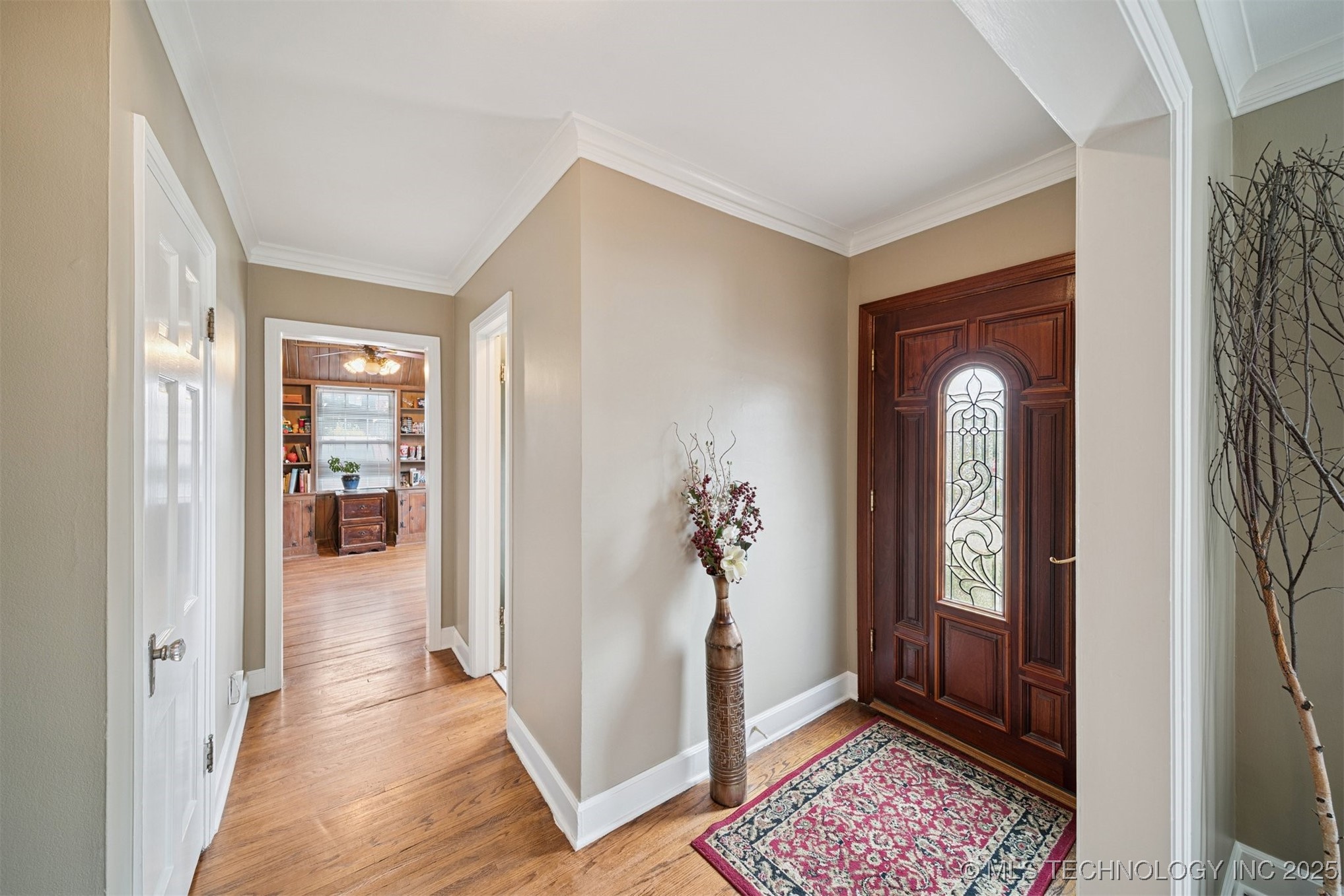 2720 E 22nd Street Property Photo 7