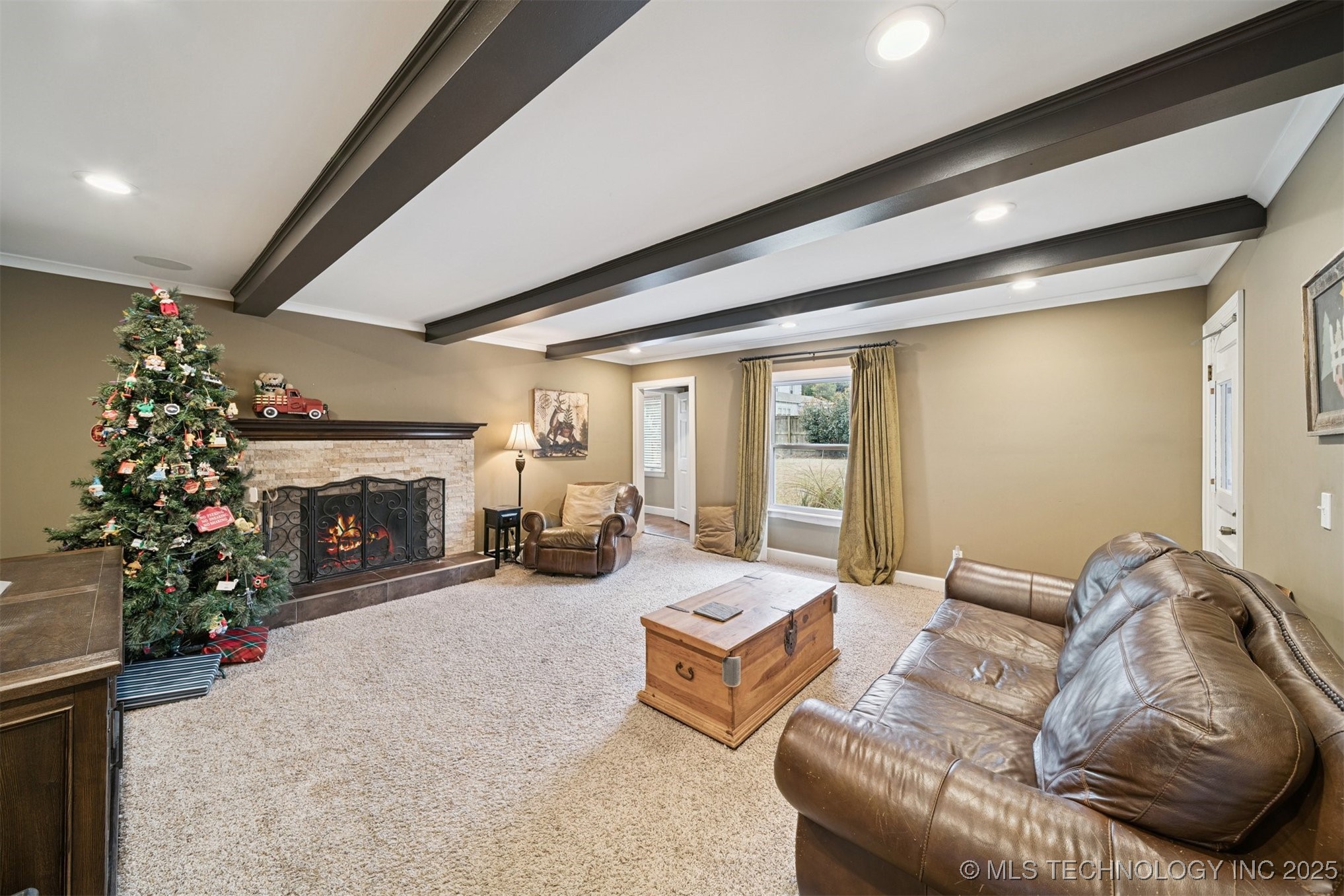 2720 E 22nd Street Property Photo 8