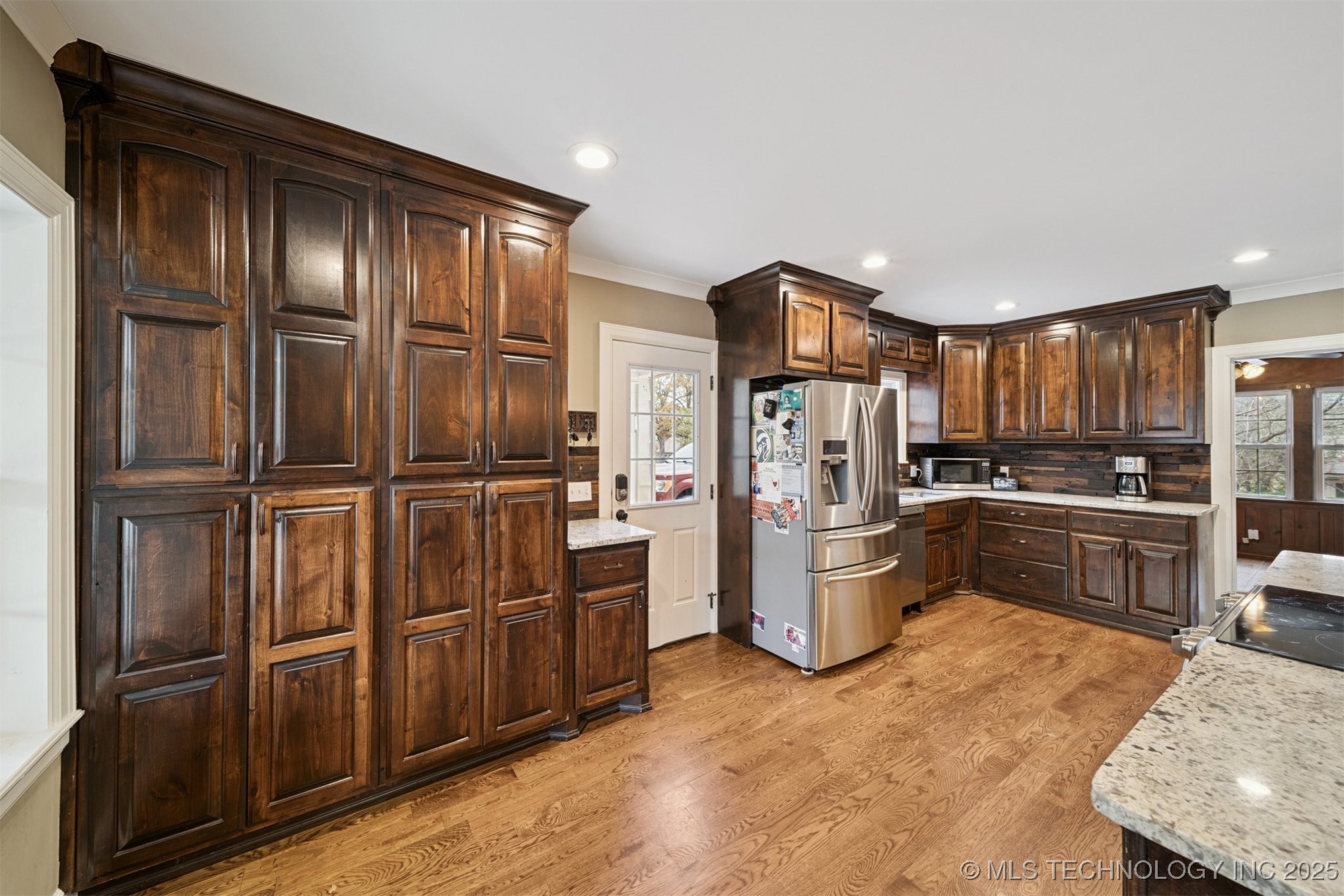 2720 E 22nd Street Property Photo 15