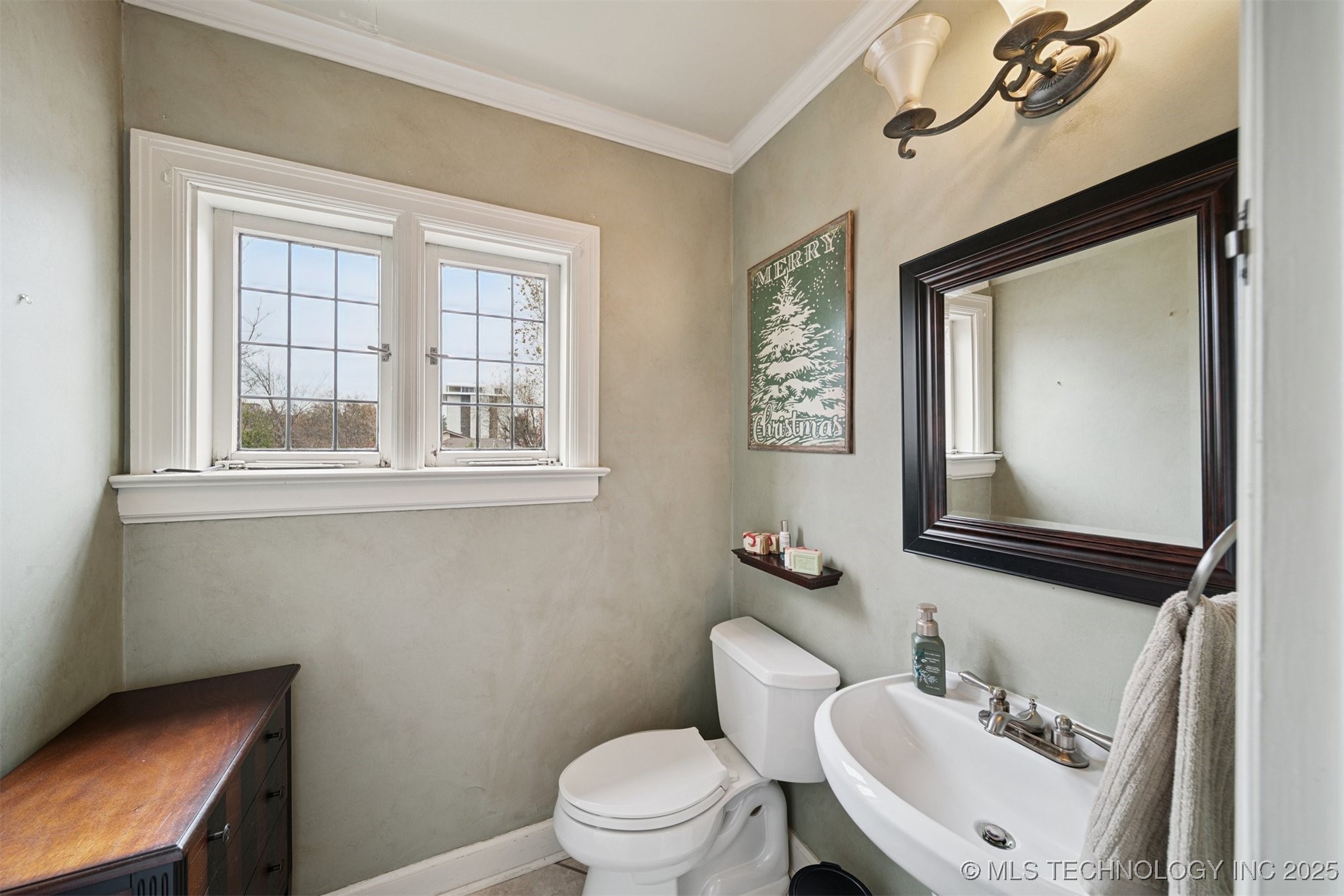 2720 E 22nd Street Property Photo 19