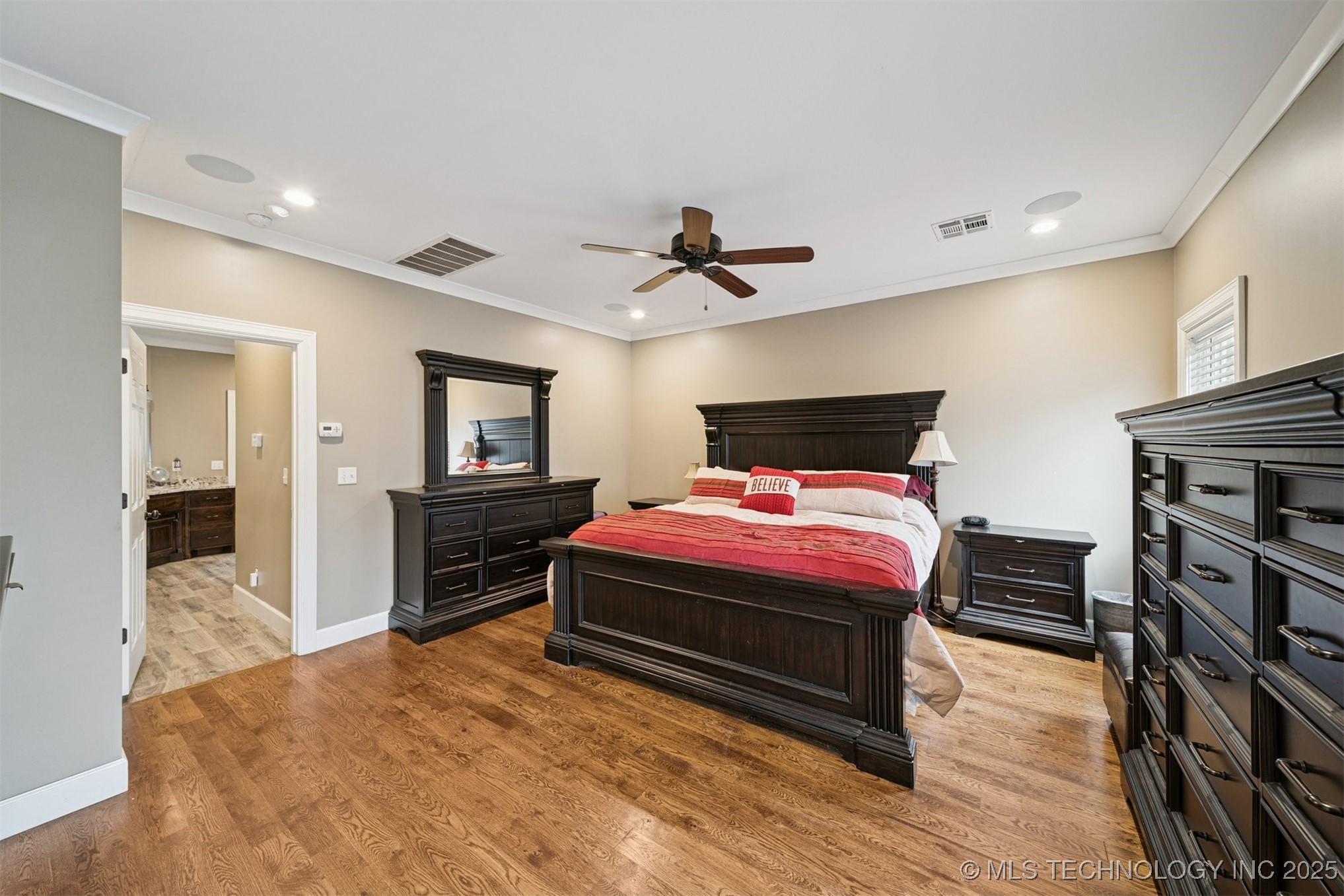 2720 E 22nd Street Property Photo 20