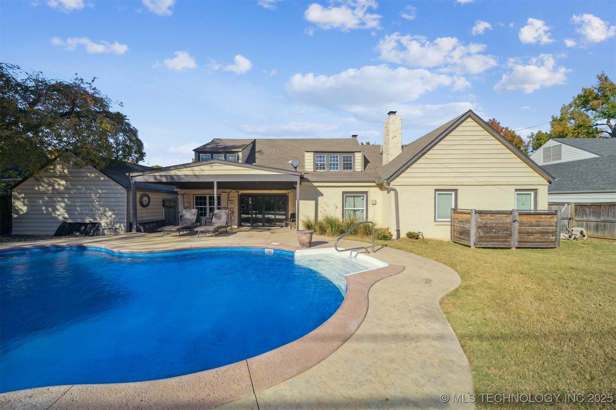 2720 E 22nd Street Property Photo 42