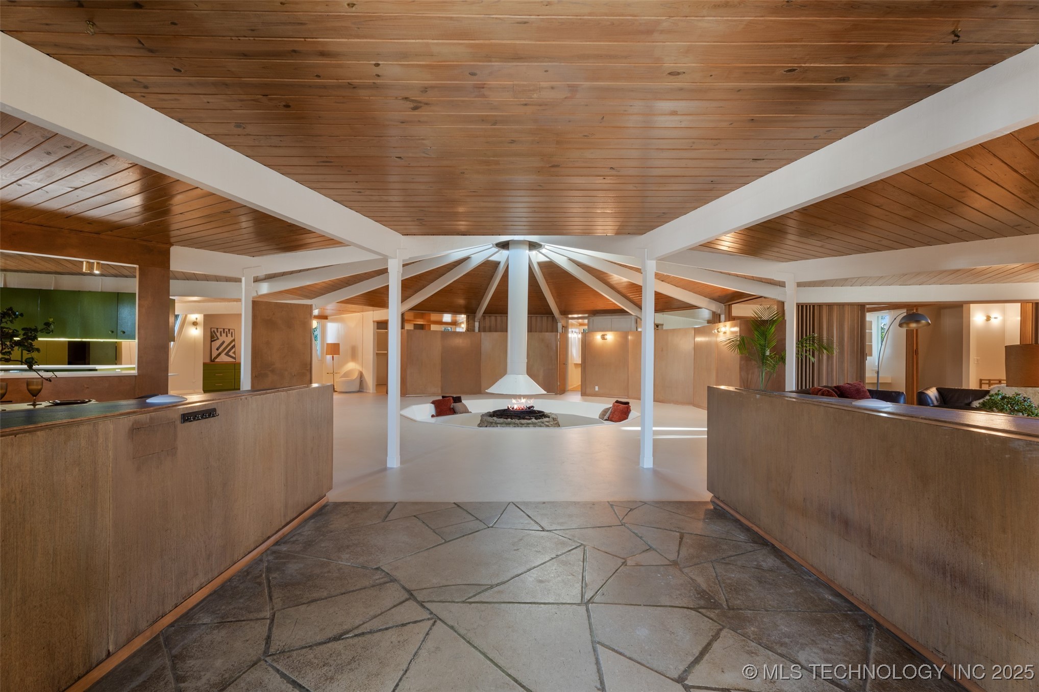 108 Fairmont Road Property Photo 4