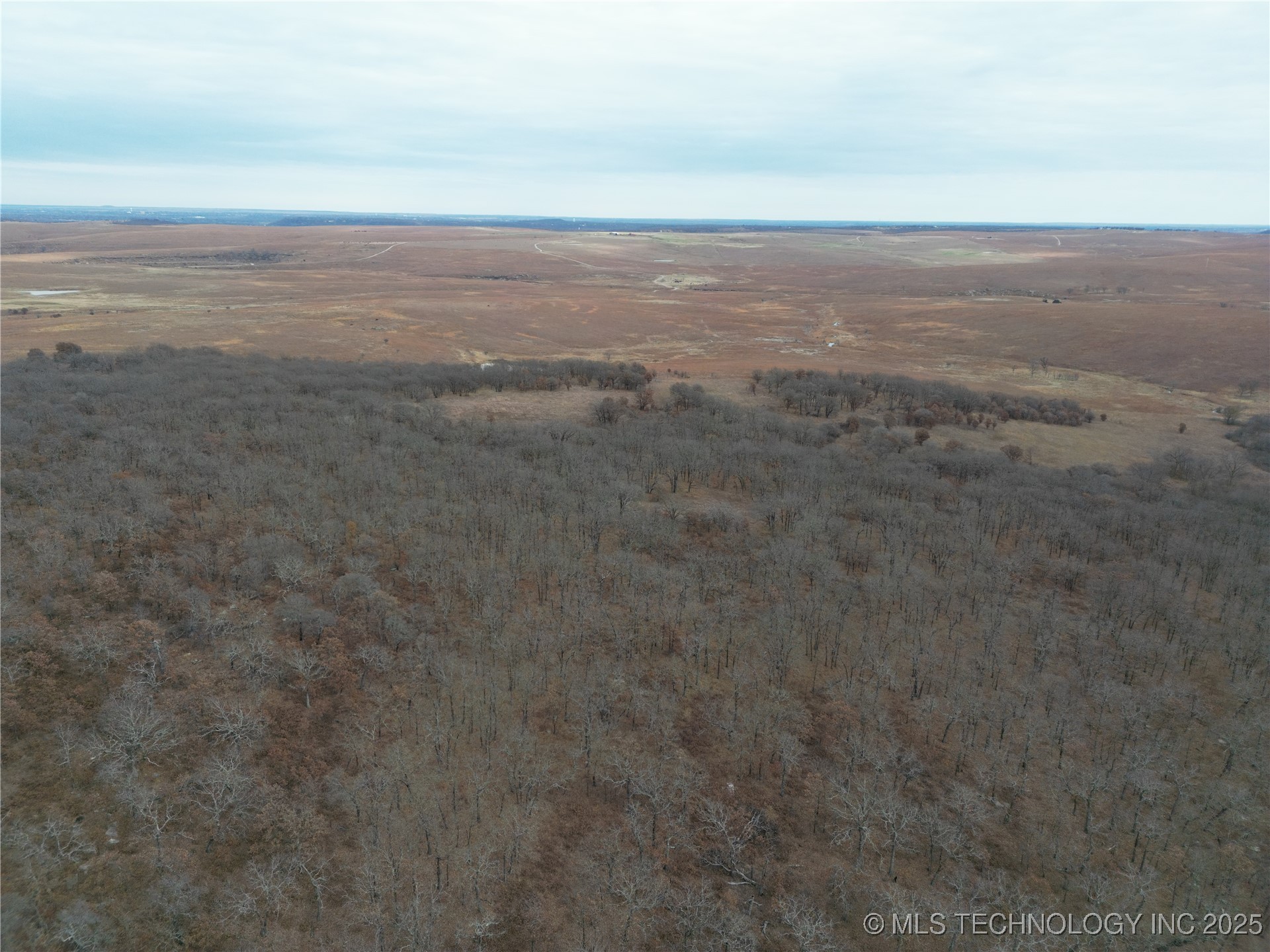 0005 County Road 2145 Property Photo 4