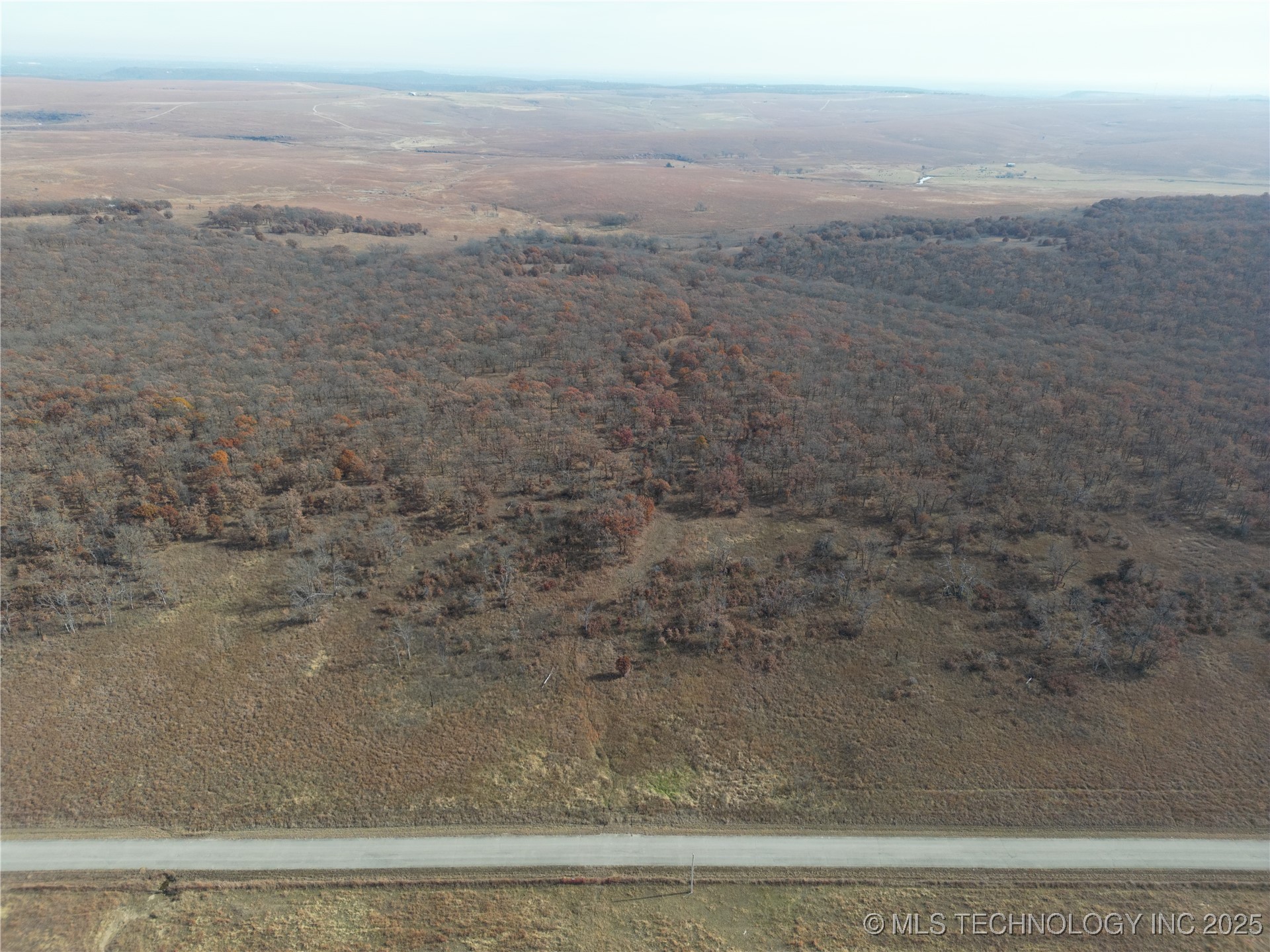 0007 County Road 2145 Property Photo 2