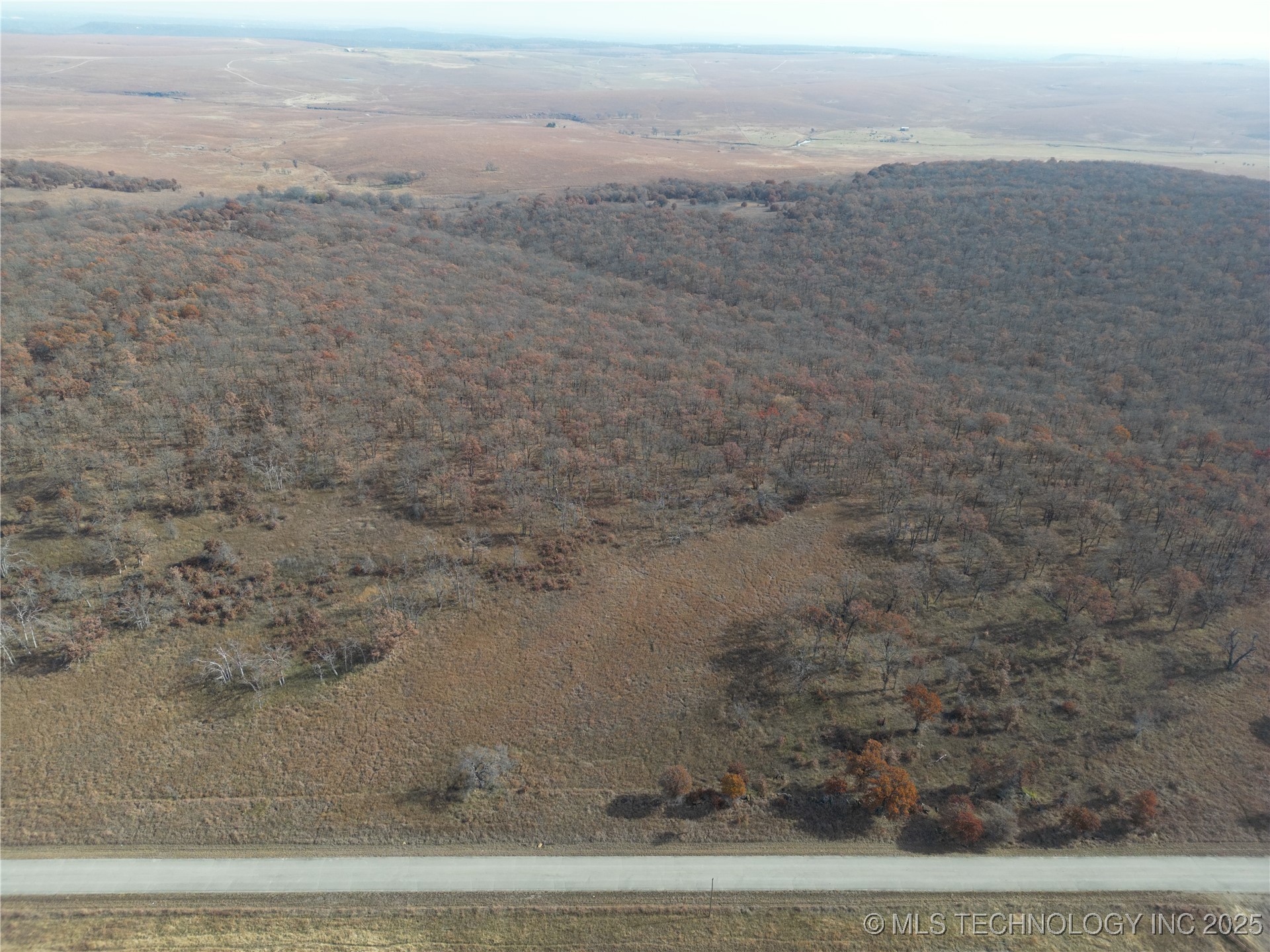 0007 County Road 2145 Property Photo 3