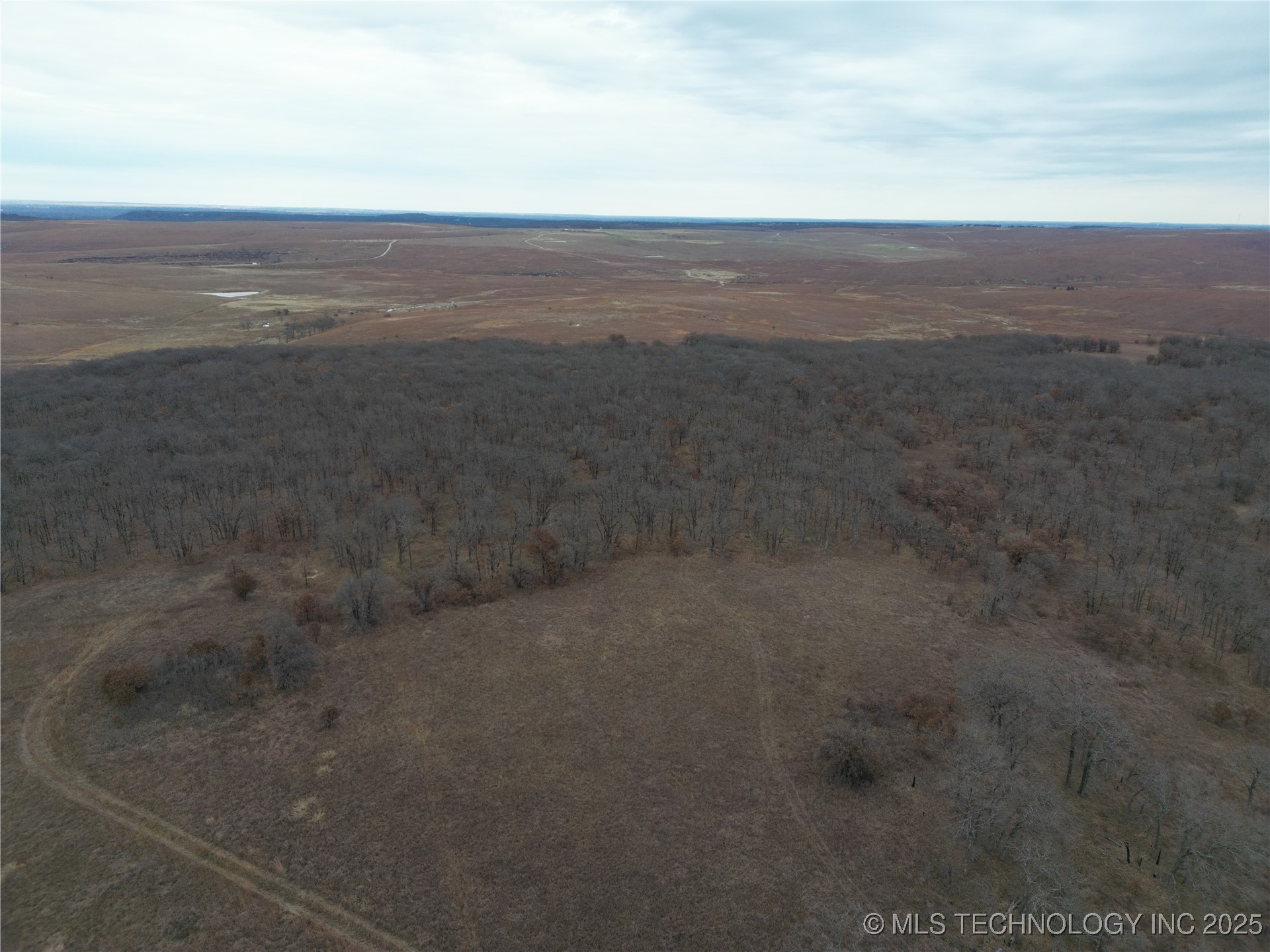 0009 County Road 2145 Property Photo 9
