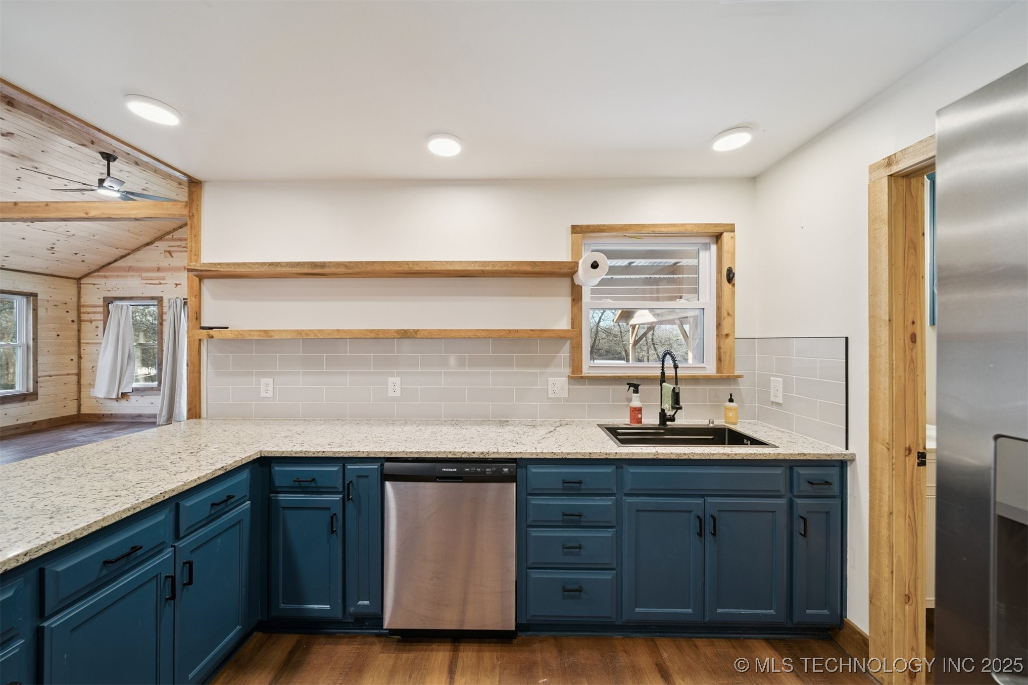 38111 S 4417 Road Property Photo 14