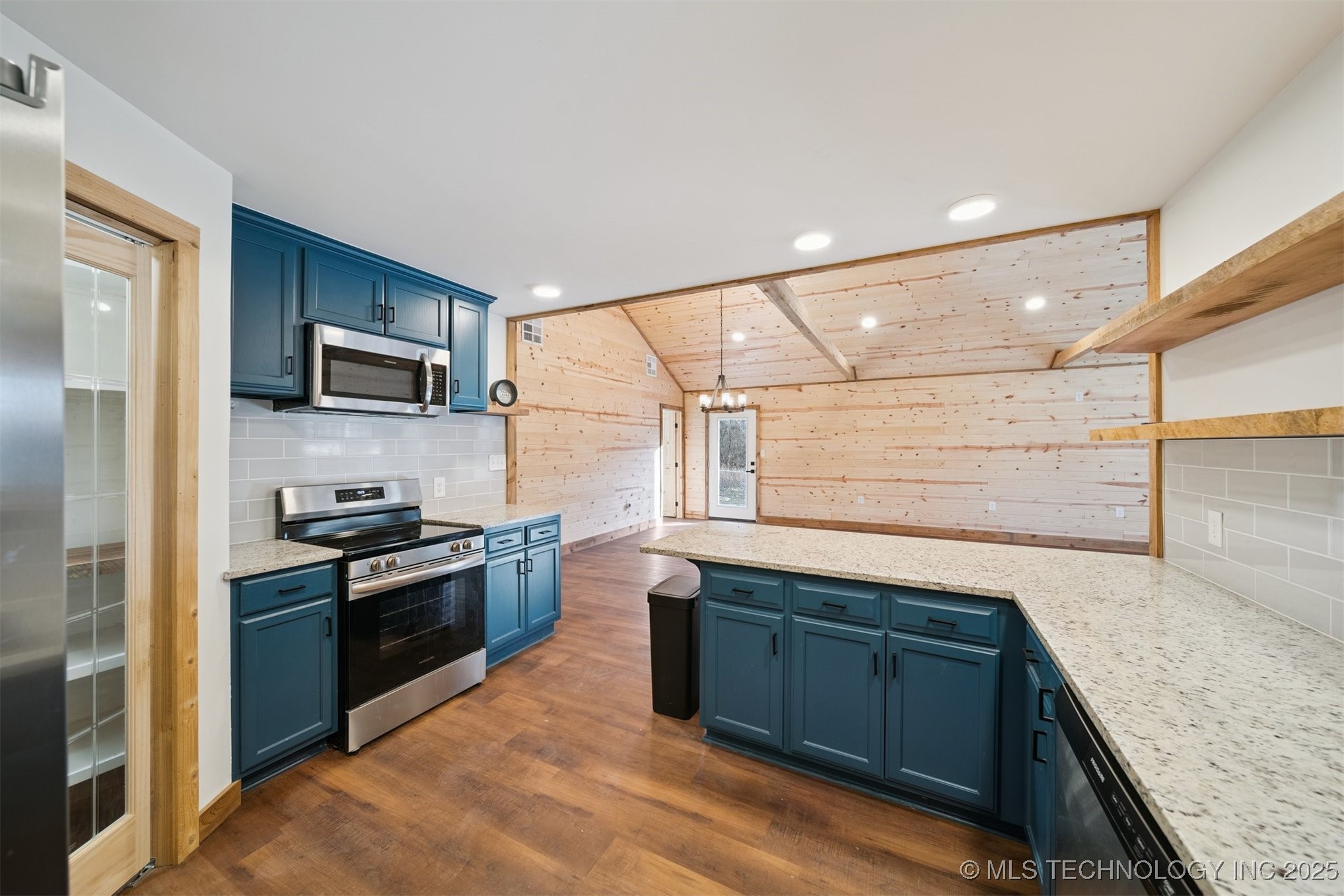 38111 S 4417 Road Property Photo 15