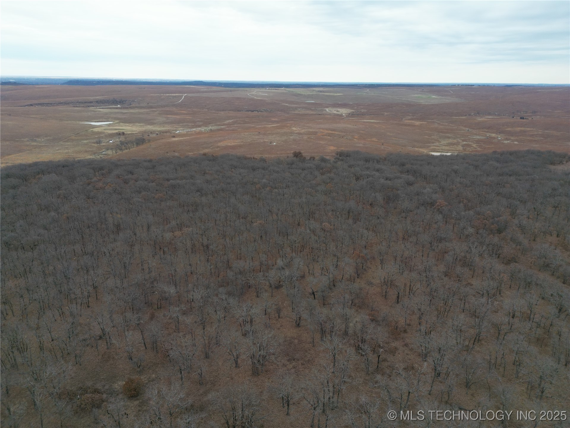 0012 County Road 2145 Property Photo 5