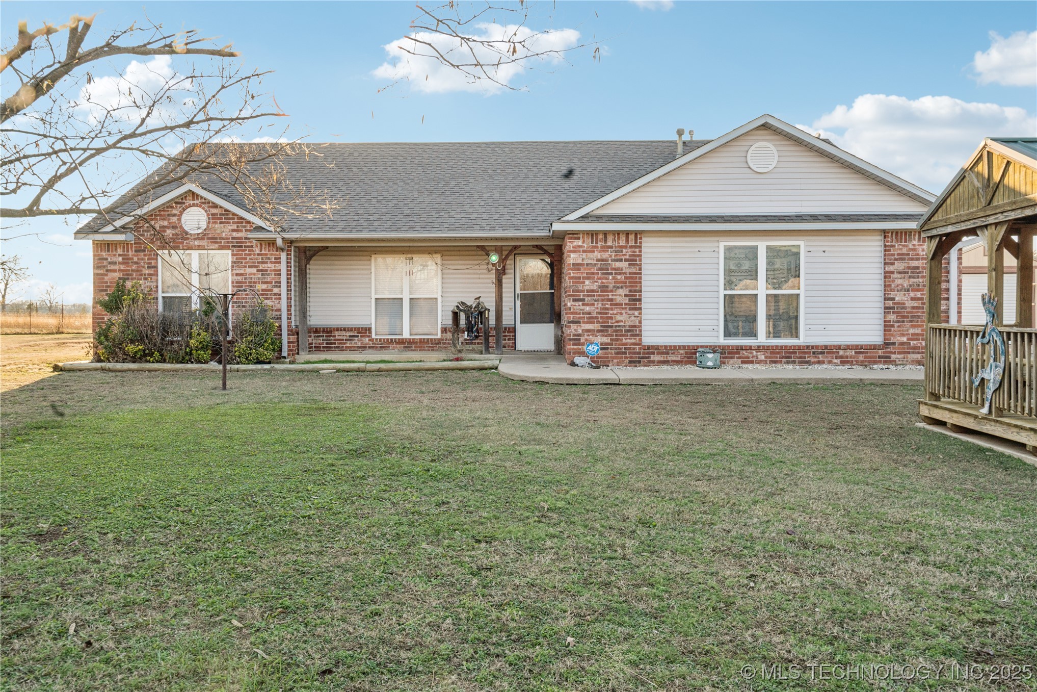 9462 Yorkshire Avenue Property Photo 1