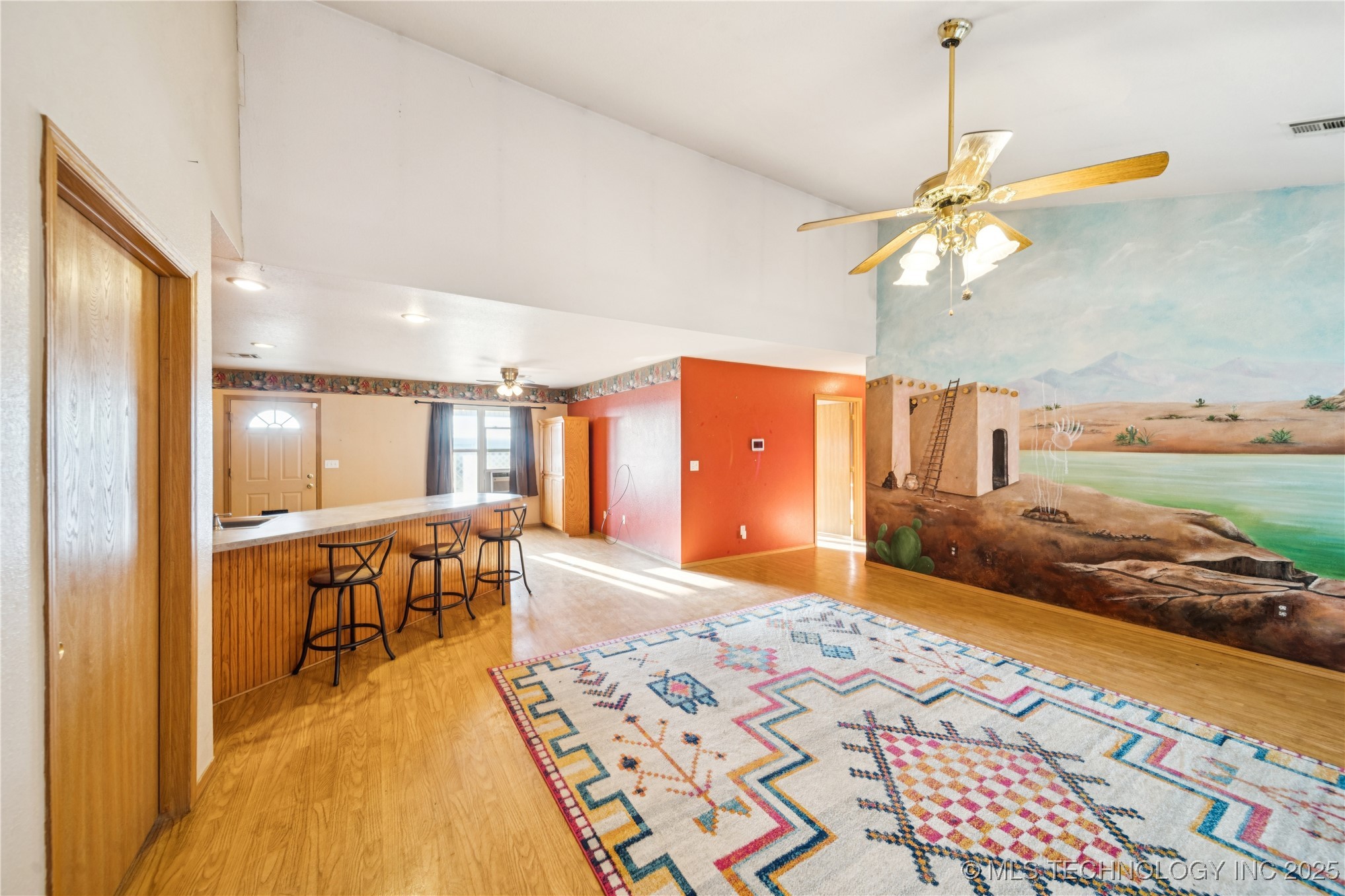 9462 Yorkshire Avenue Property Photo 6